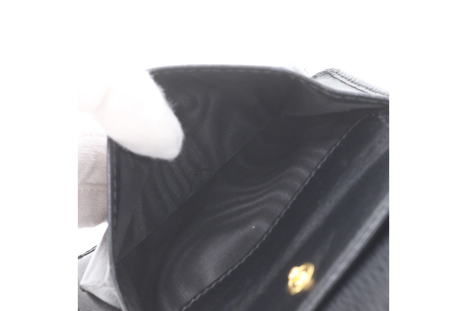 Vitello Move Leather Tri-fold Wallet Compact Wallet — view 8