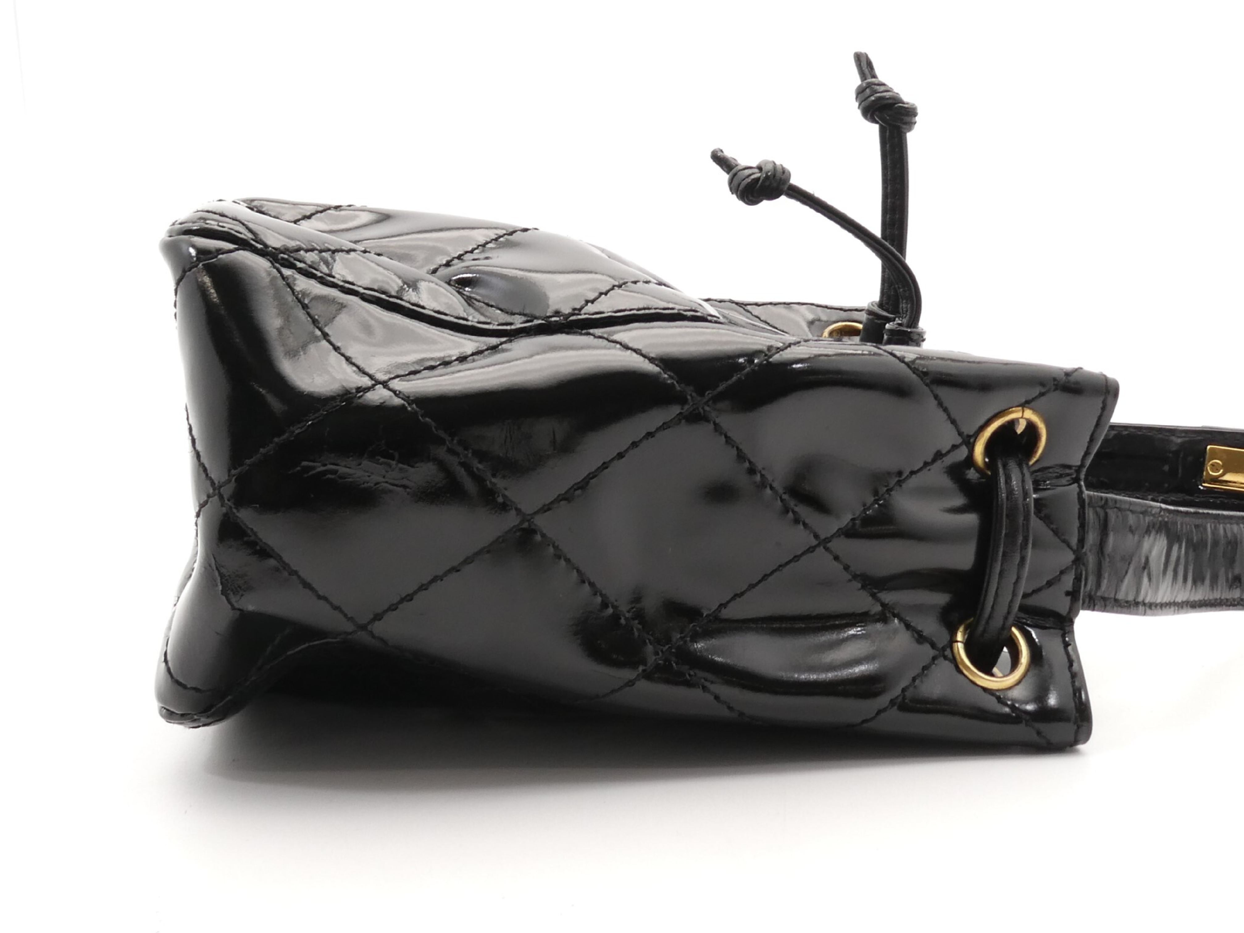 Matelassé Enamel Coco Mark Drawstring Shoulder Bag — view 4