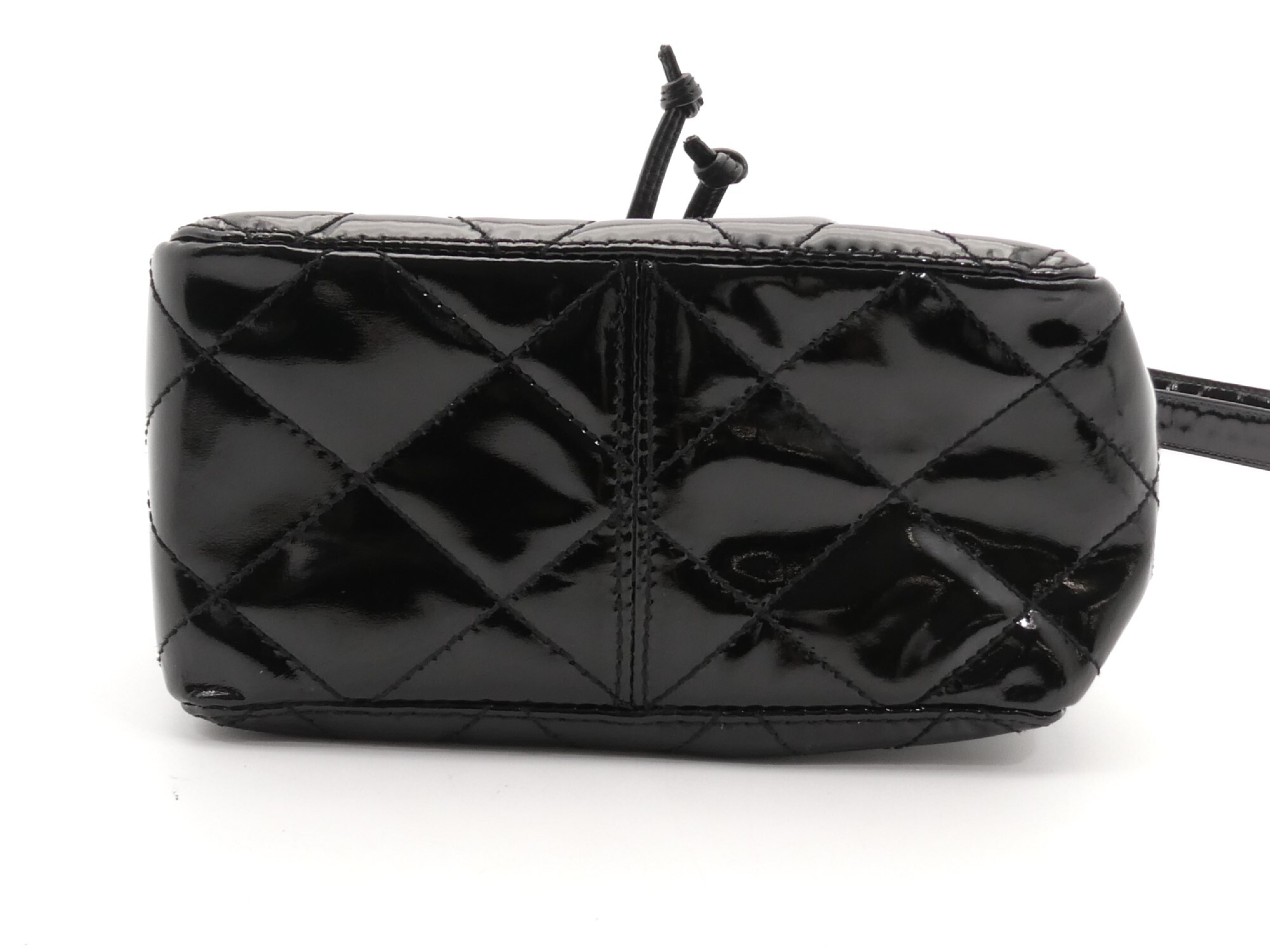 Matelassé Enamel Coco Mark Drawstring Shoulder Bag — view 5