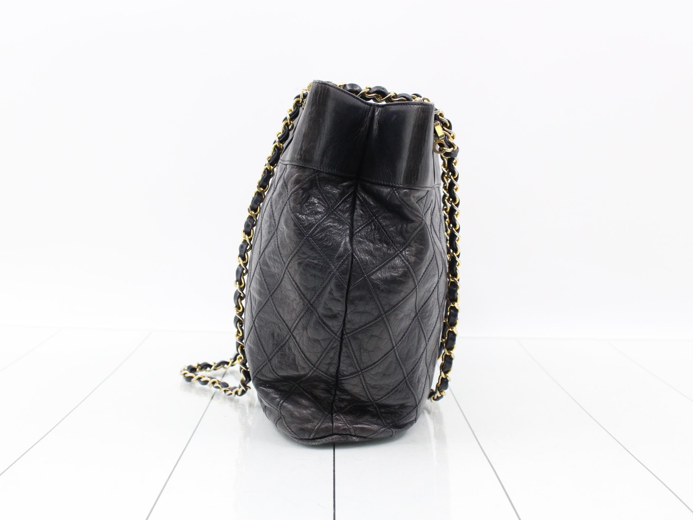 Bicolore Chain Shoulder Bag — view 3