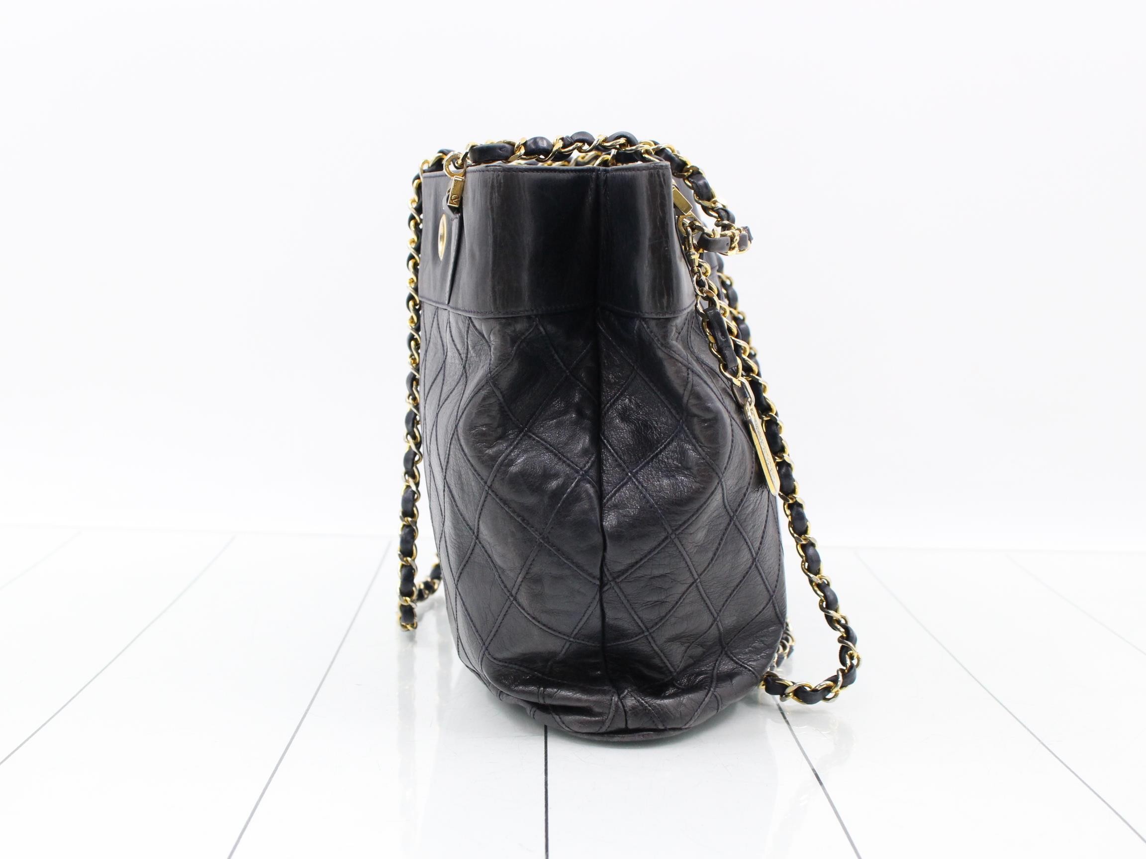 Bicolore Chain Shoulder Bag — view 4