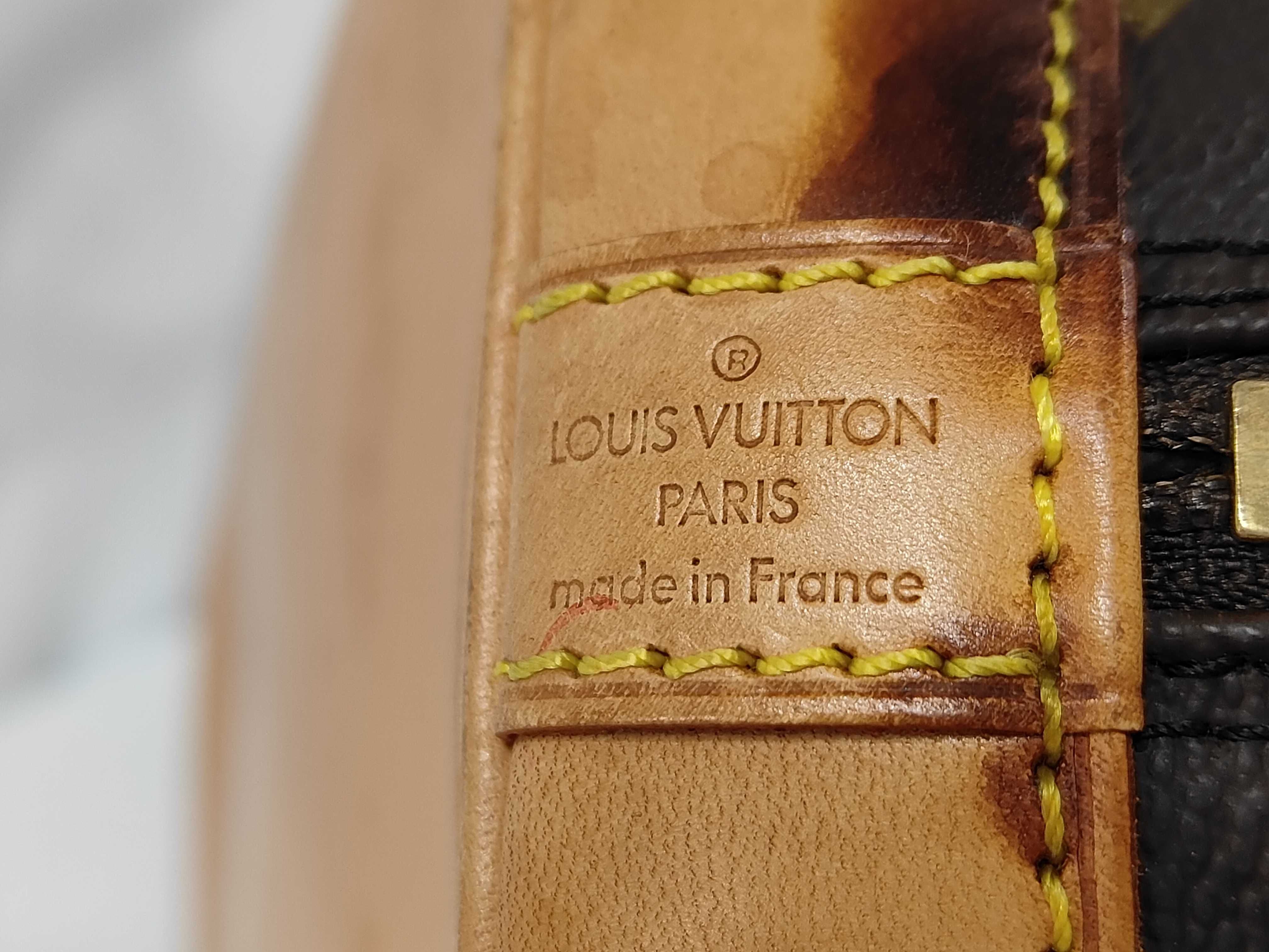 LV Monogram Alma M51130 Handbag — view 9