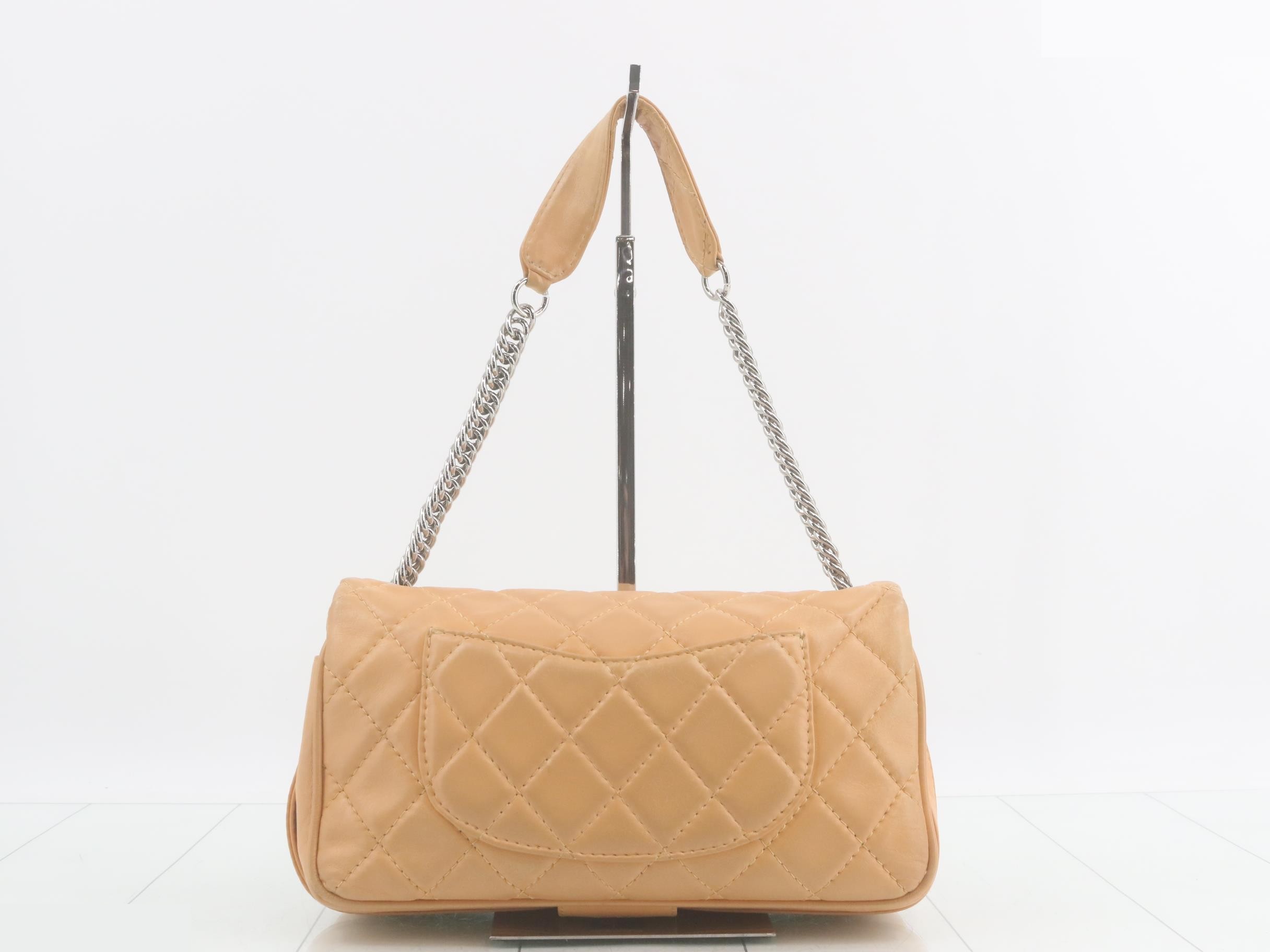 Matelassé (bag) - Shoulder bag — view 2