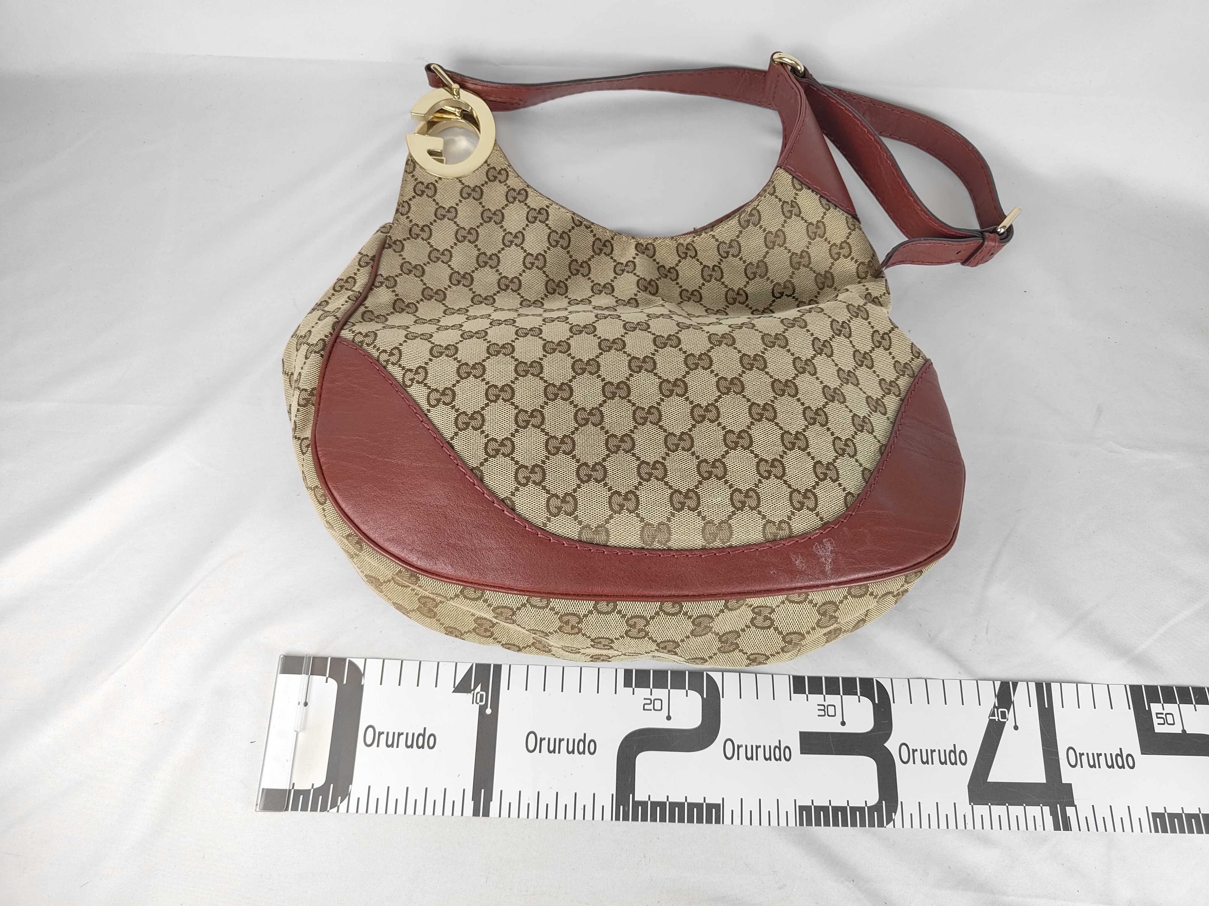GG Canvas Shoulder Bag 208508 GG Canvas Shoulder Bag — view 2