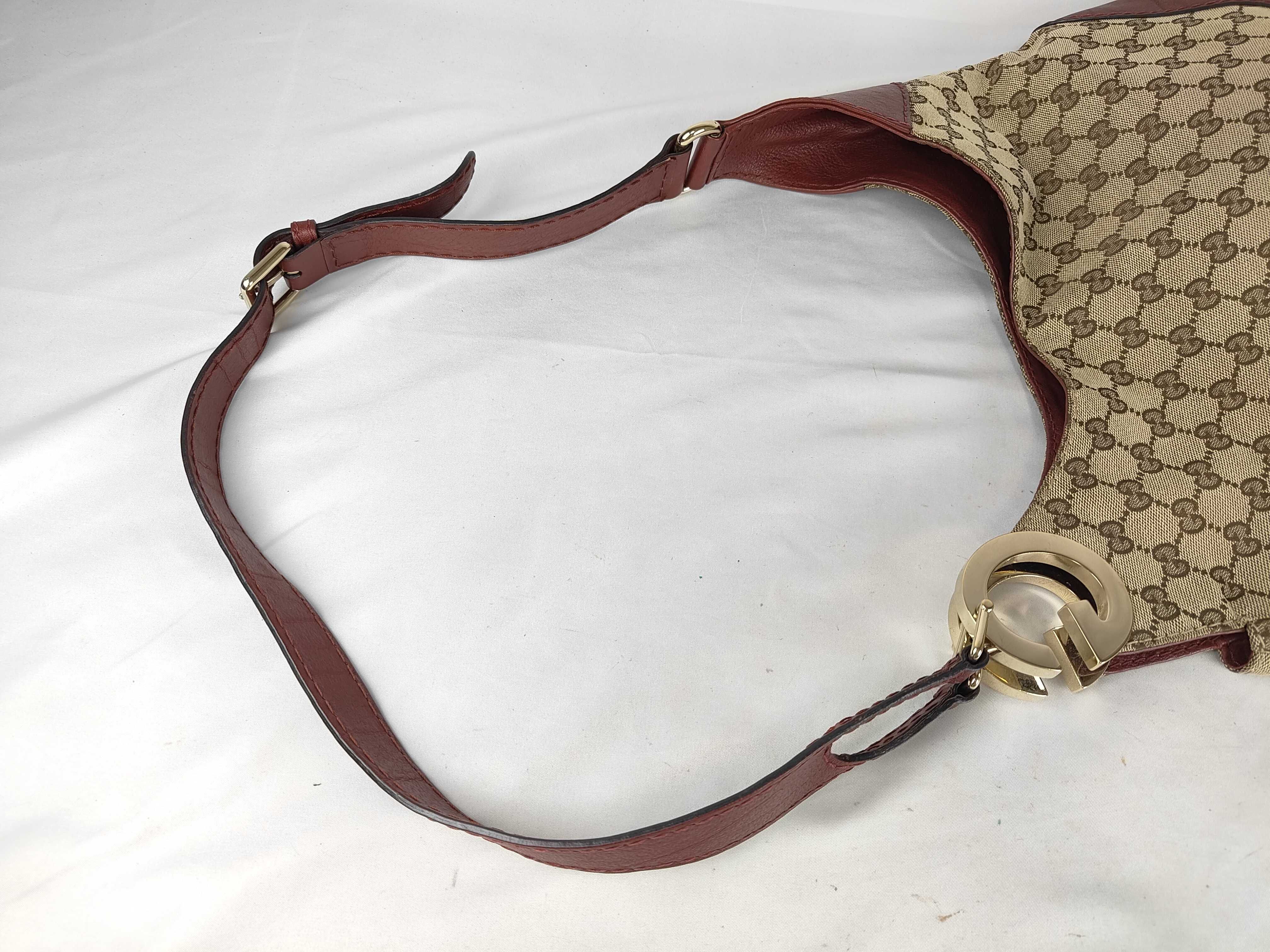 GG Canvas Shoulder Bag 208508 GG Canvas Shoulder Bag — view 3