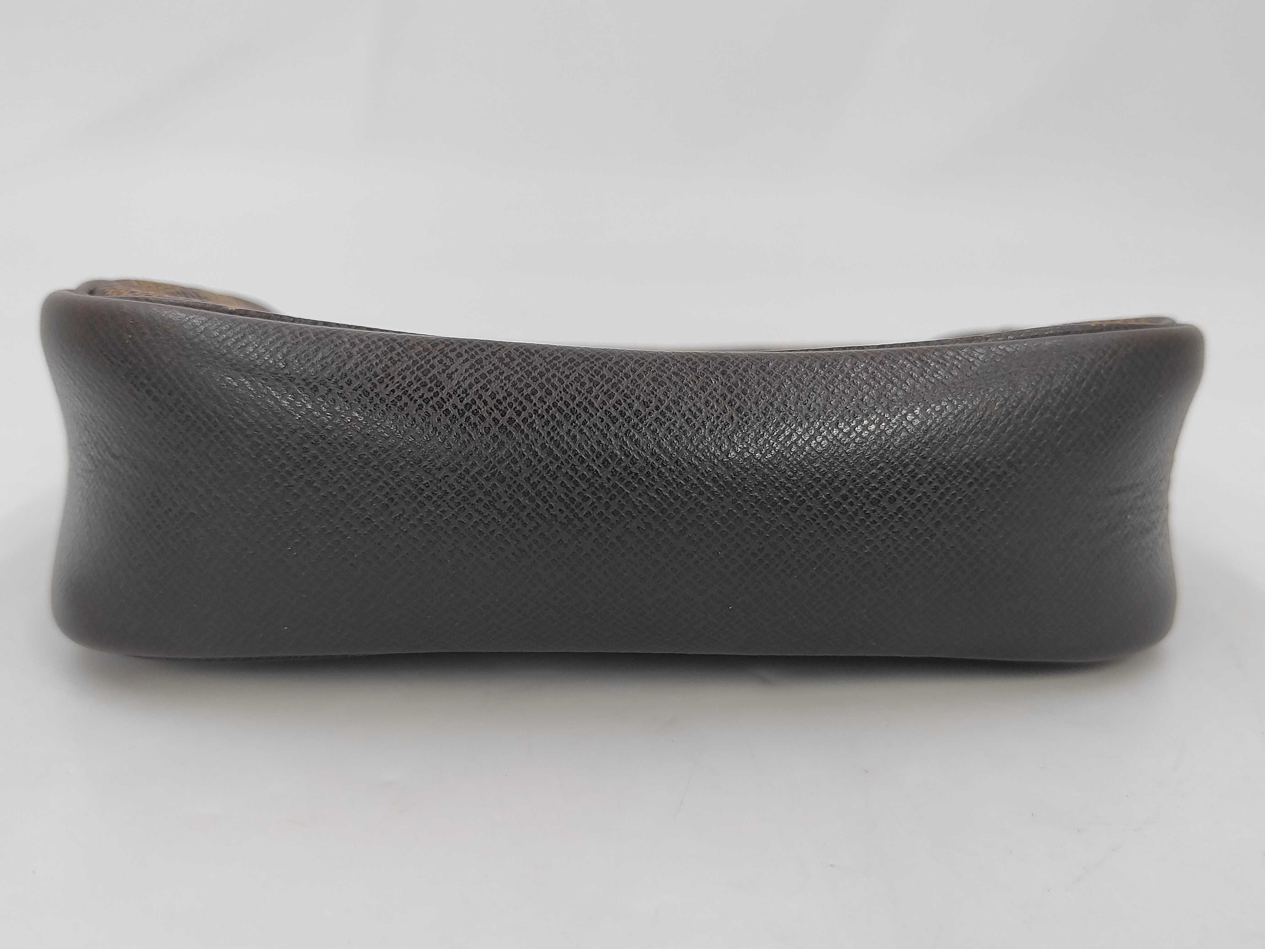 Damier Truth Makeup Pouch — view 6