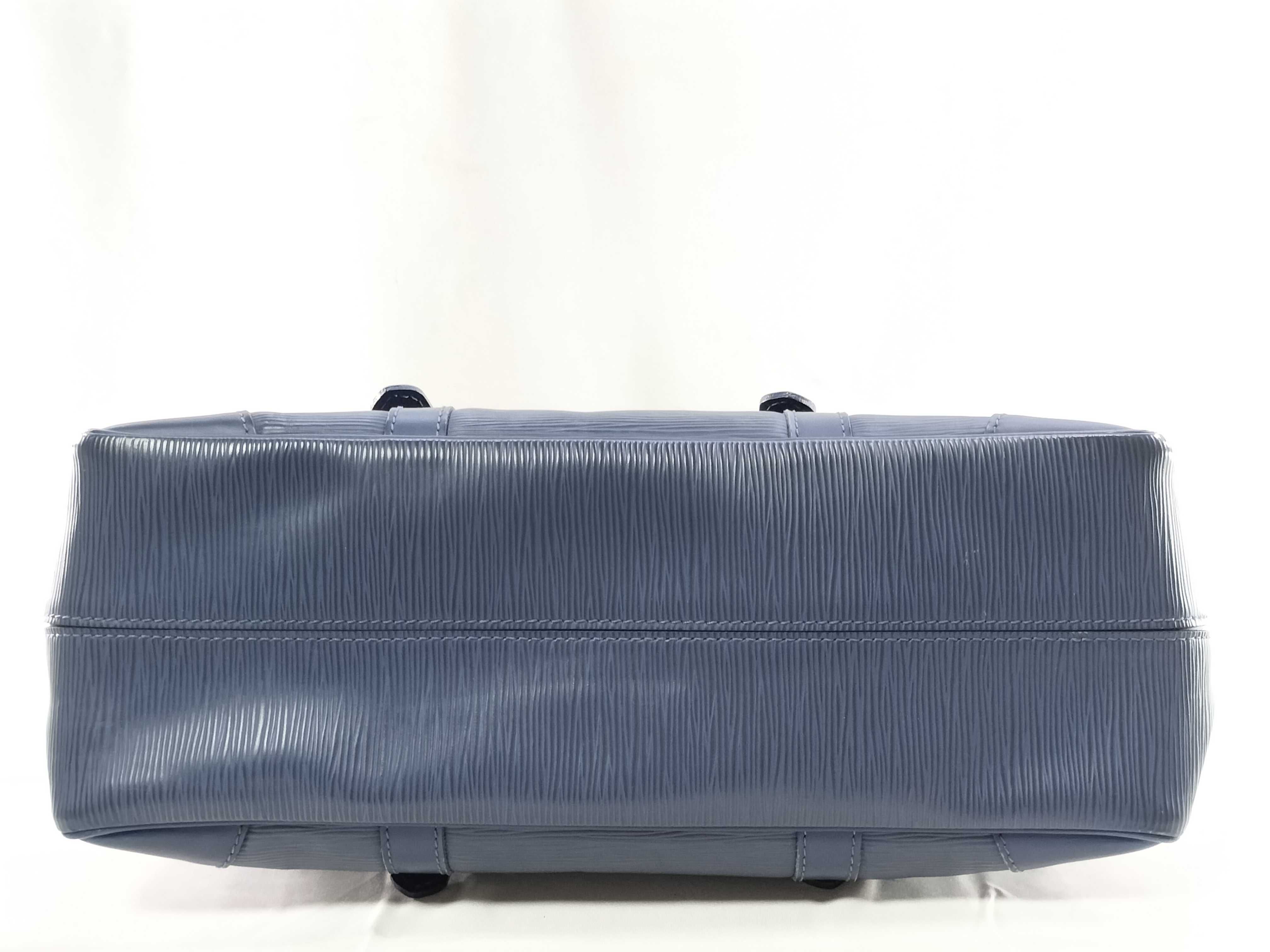 Epi M5886G Segur MM Handbag — view 6