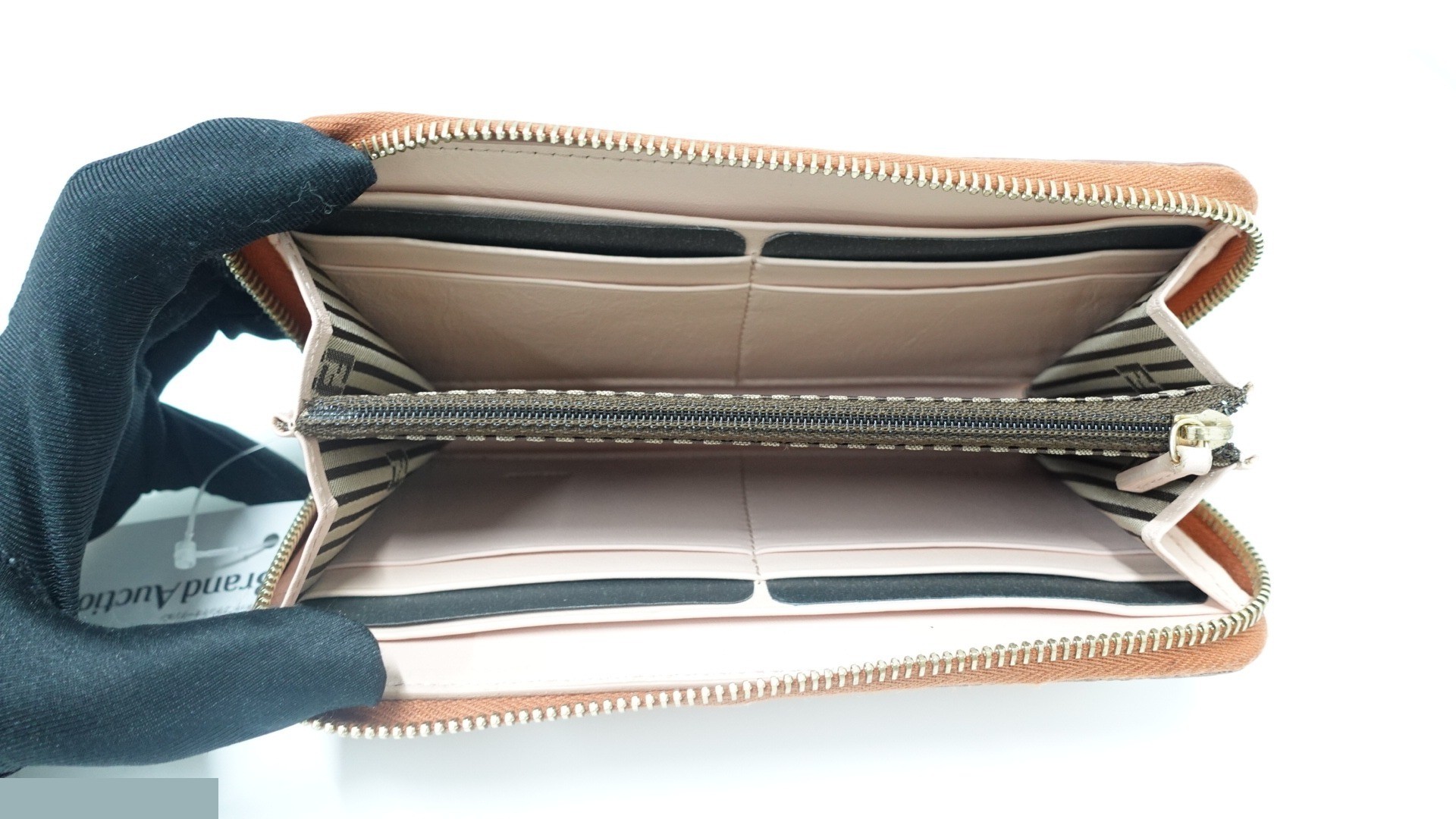 LONG WALLET — view 5
