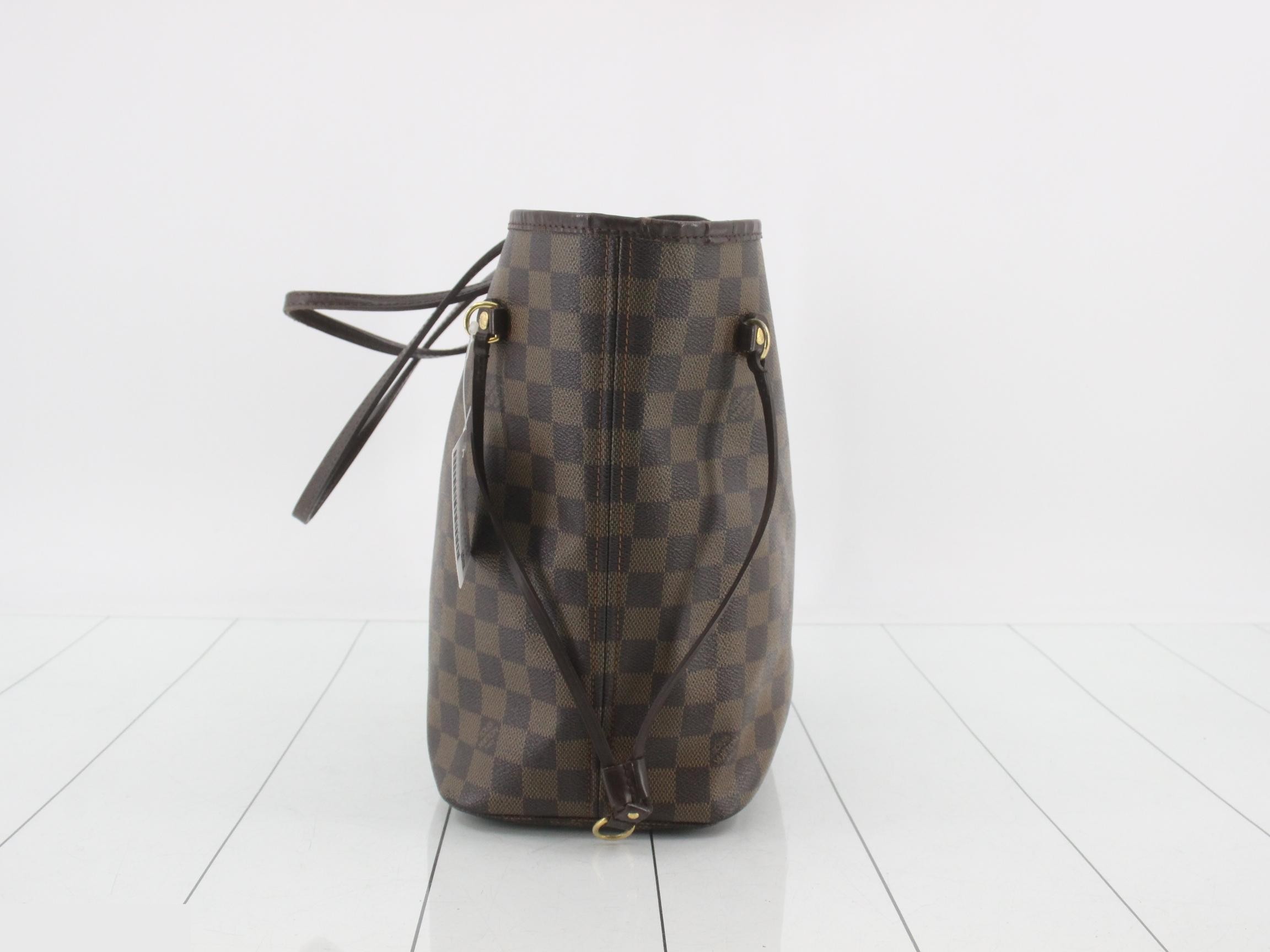 Neverfull MM Shoulder Bag — view 3