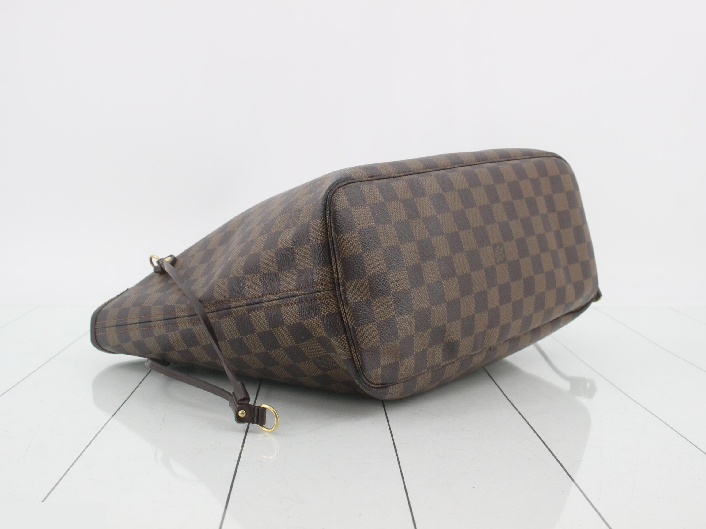 Neverfull MM Shoulder Bag — view 5