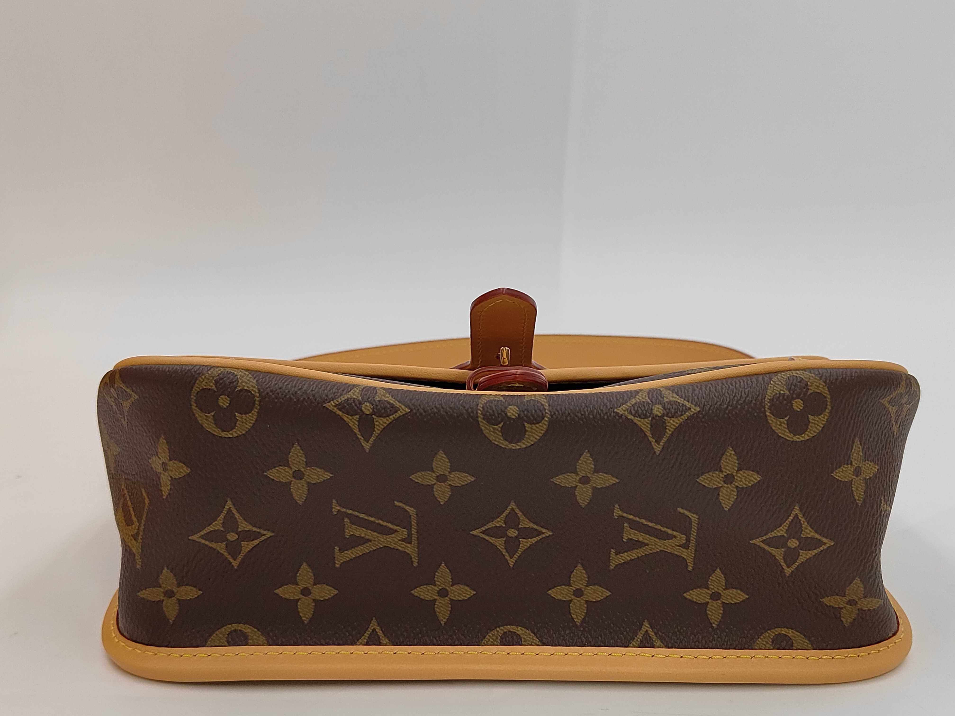 LV Monogram Diane NM PM M45985 Shoulder Bag — view 4