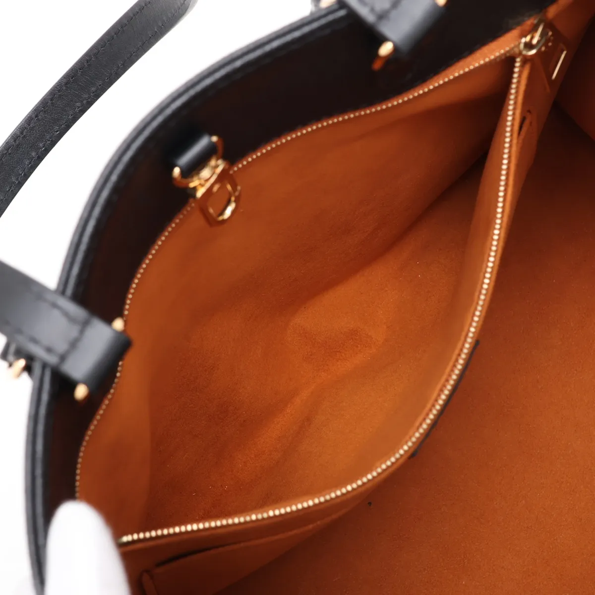 Monogram Empreinte OnTheGo MM M45595, serial number unknown, black. — view 8
