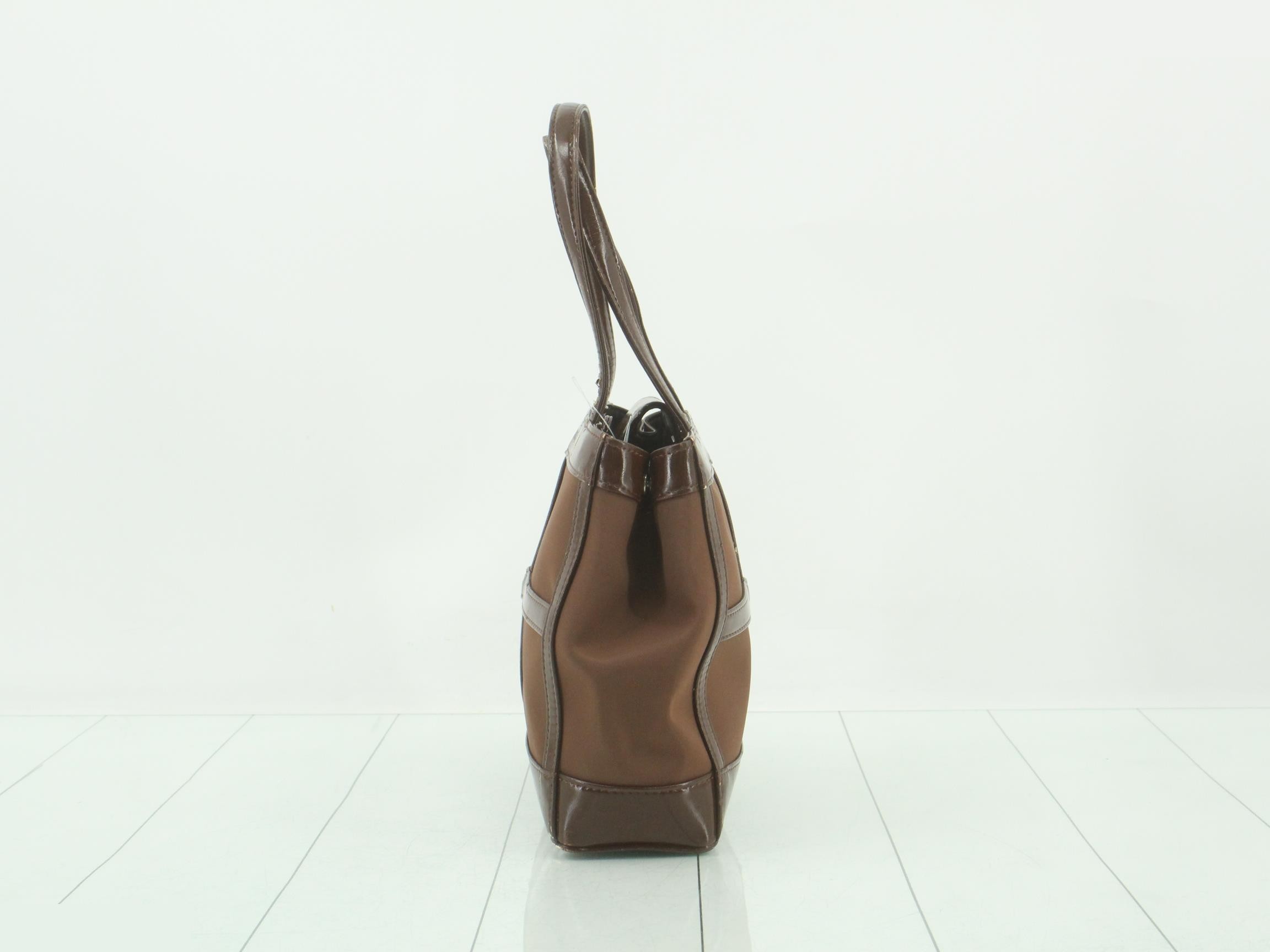 handbag — view 3