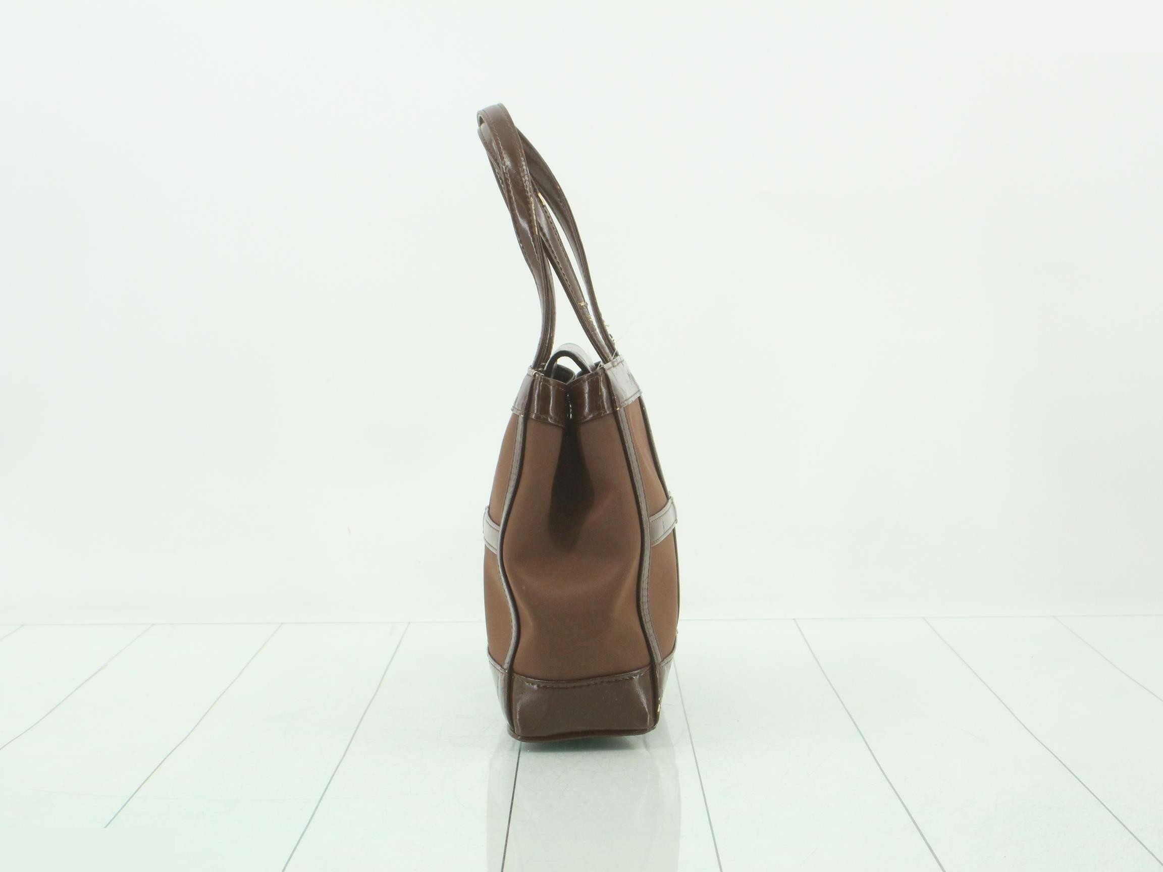 handbag — view 4