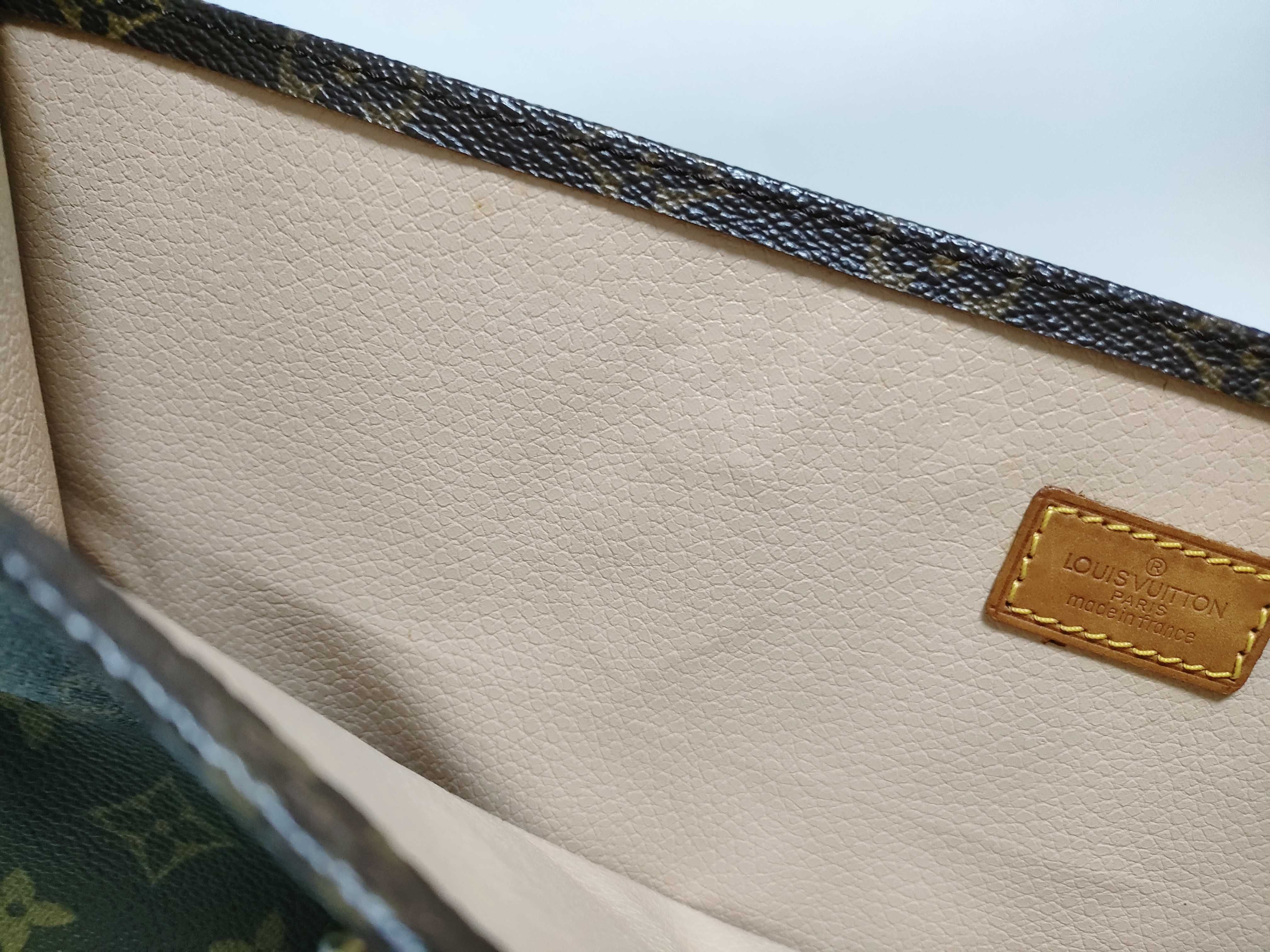 Monogram LV Monogram Sac Plat Tote Bag — view 13