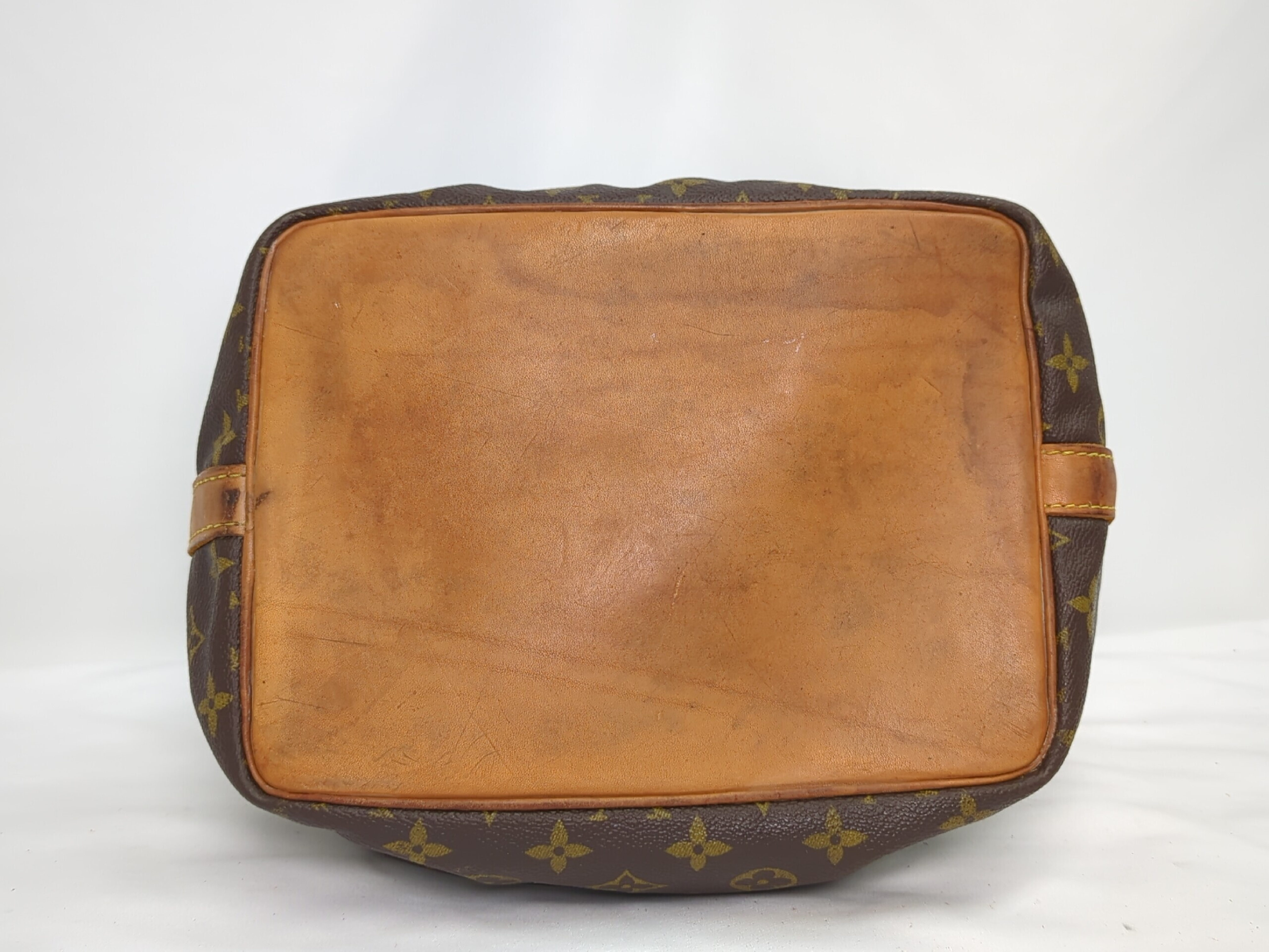 M42226 Monogram Petit Noé Shoulder Bag — view 5