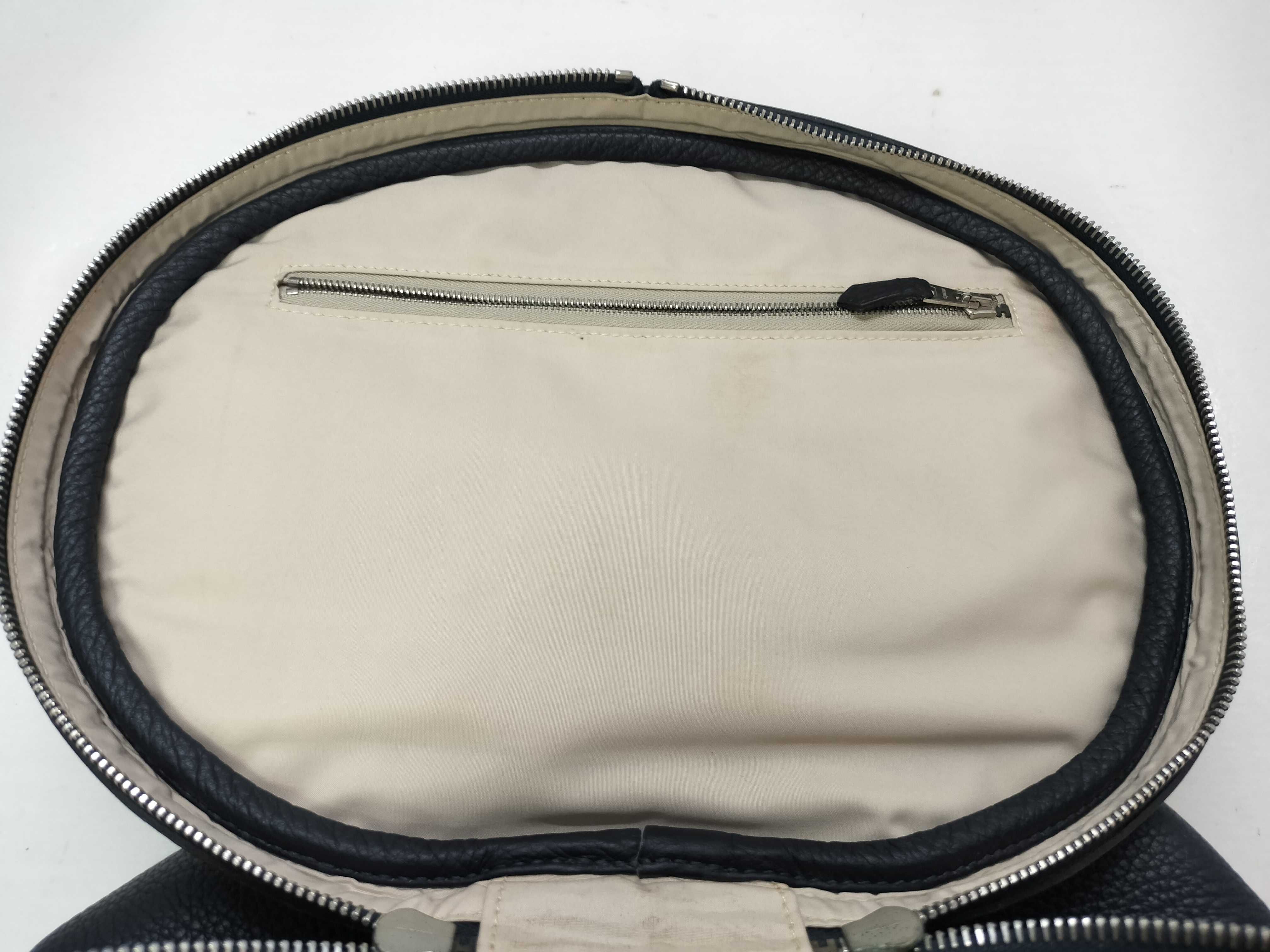 Intercity Vanity Bag — view 12