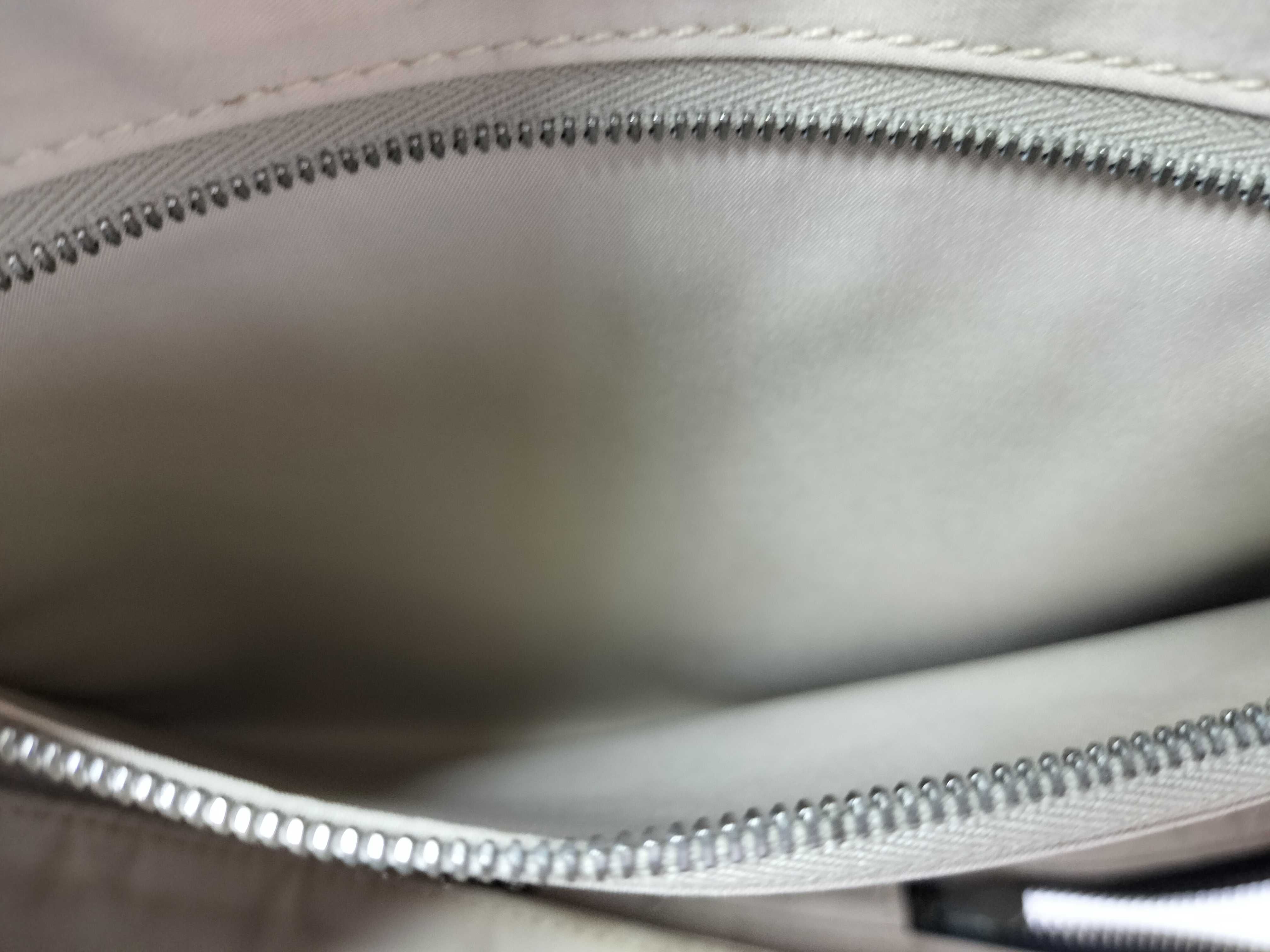 Intercity Vanity Bag — view 13