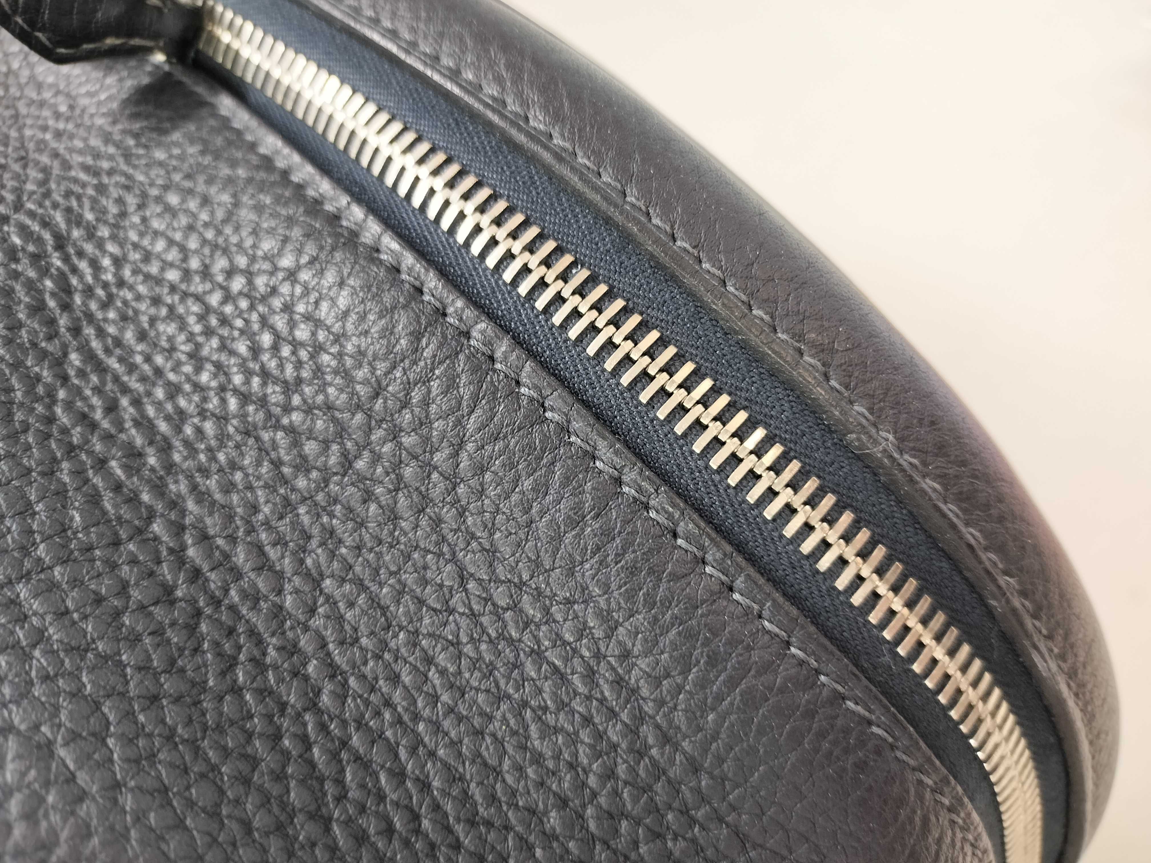 Intercity Vanity Bag — view 6