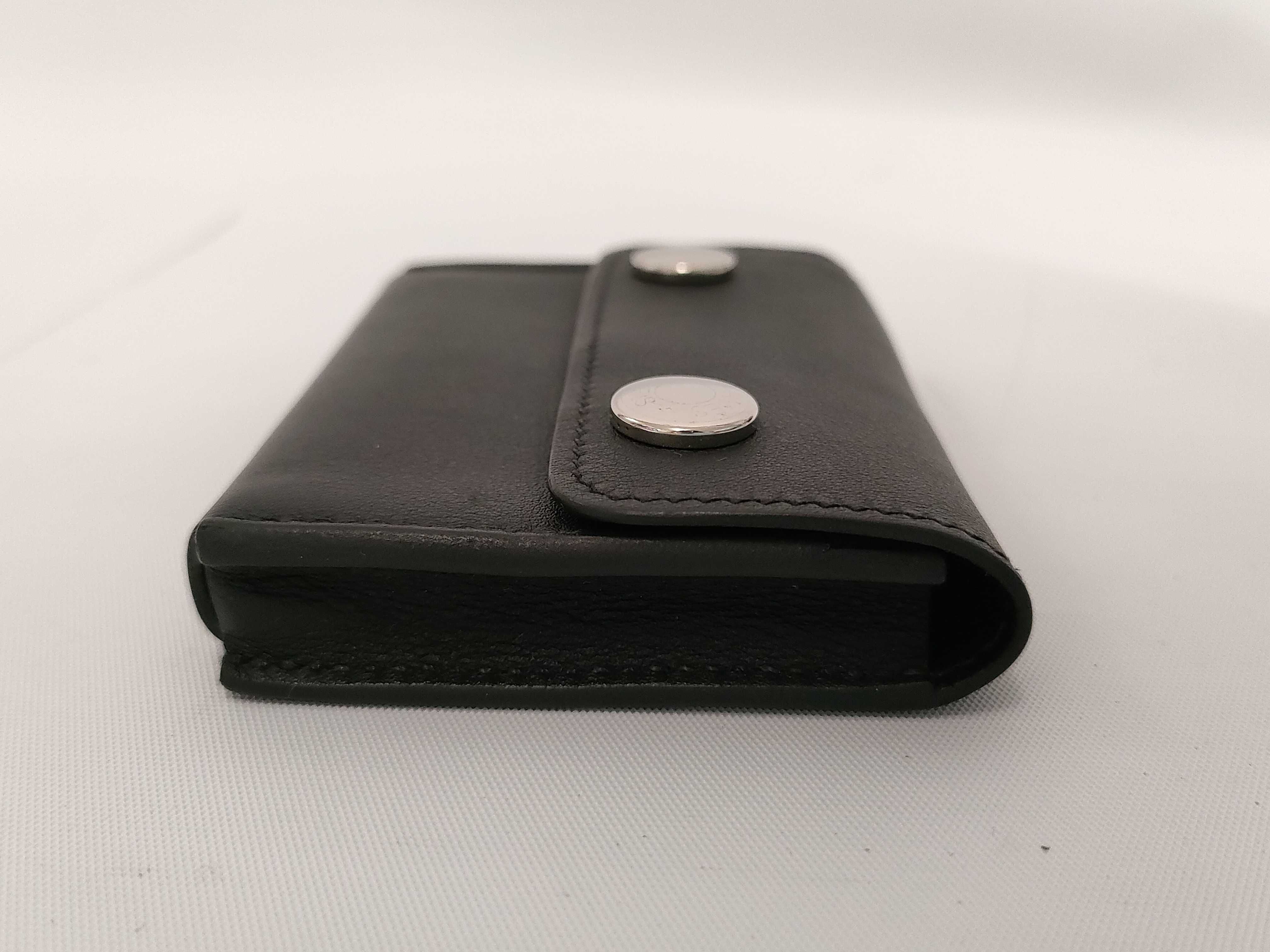 Snap Swift W stamp Black coin case — view 4