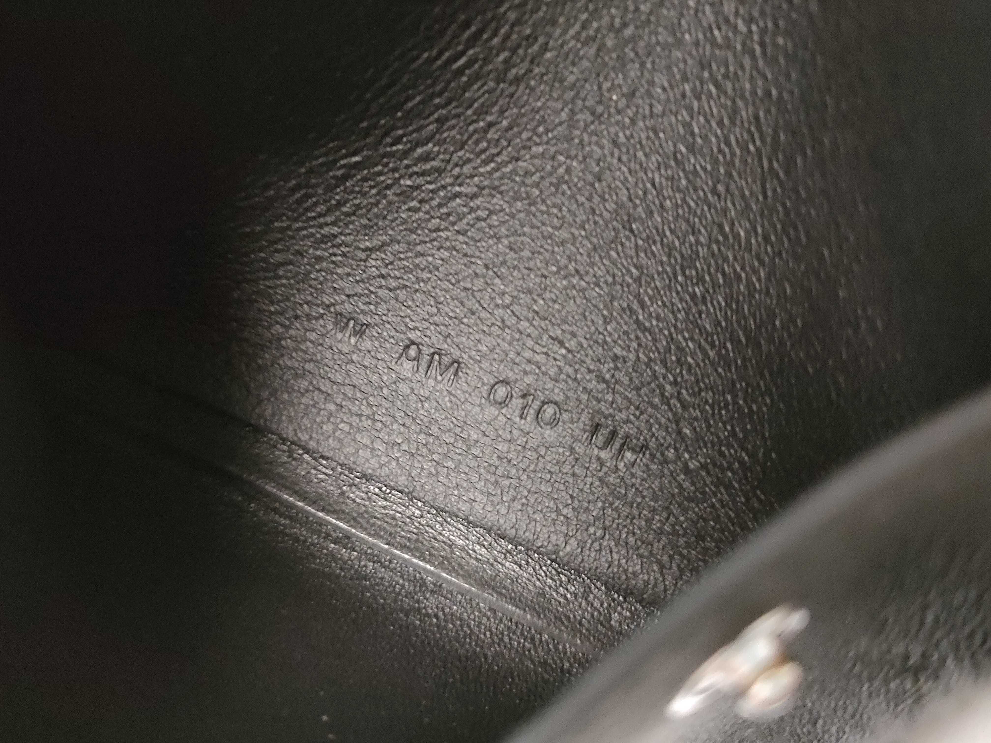 Snap Swift W stamp Black coin case — view 10