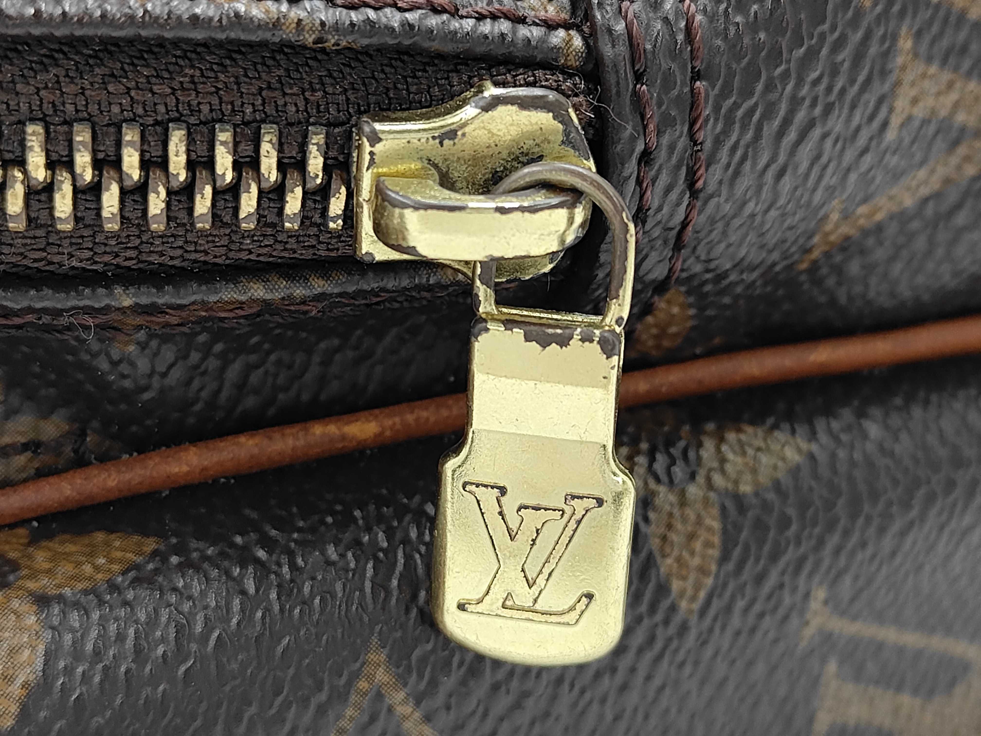 Monogram Louis Vuitton Monogram Amazon TH1020 Shoulder Bag — view 15