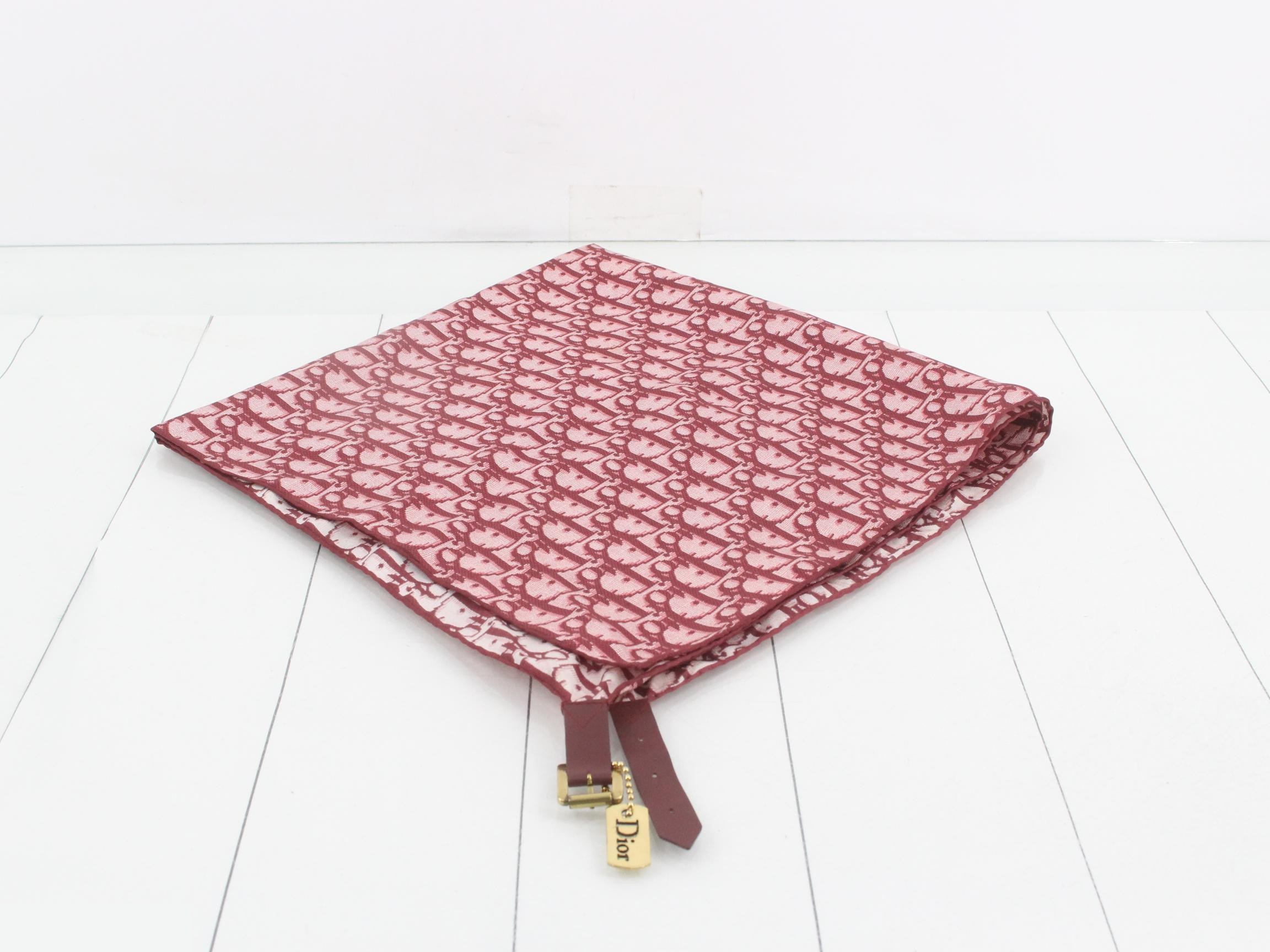 scarf — view 2