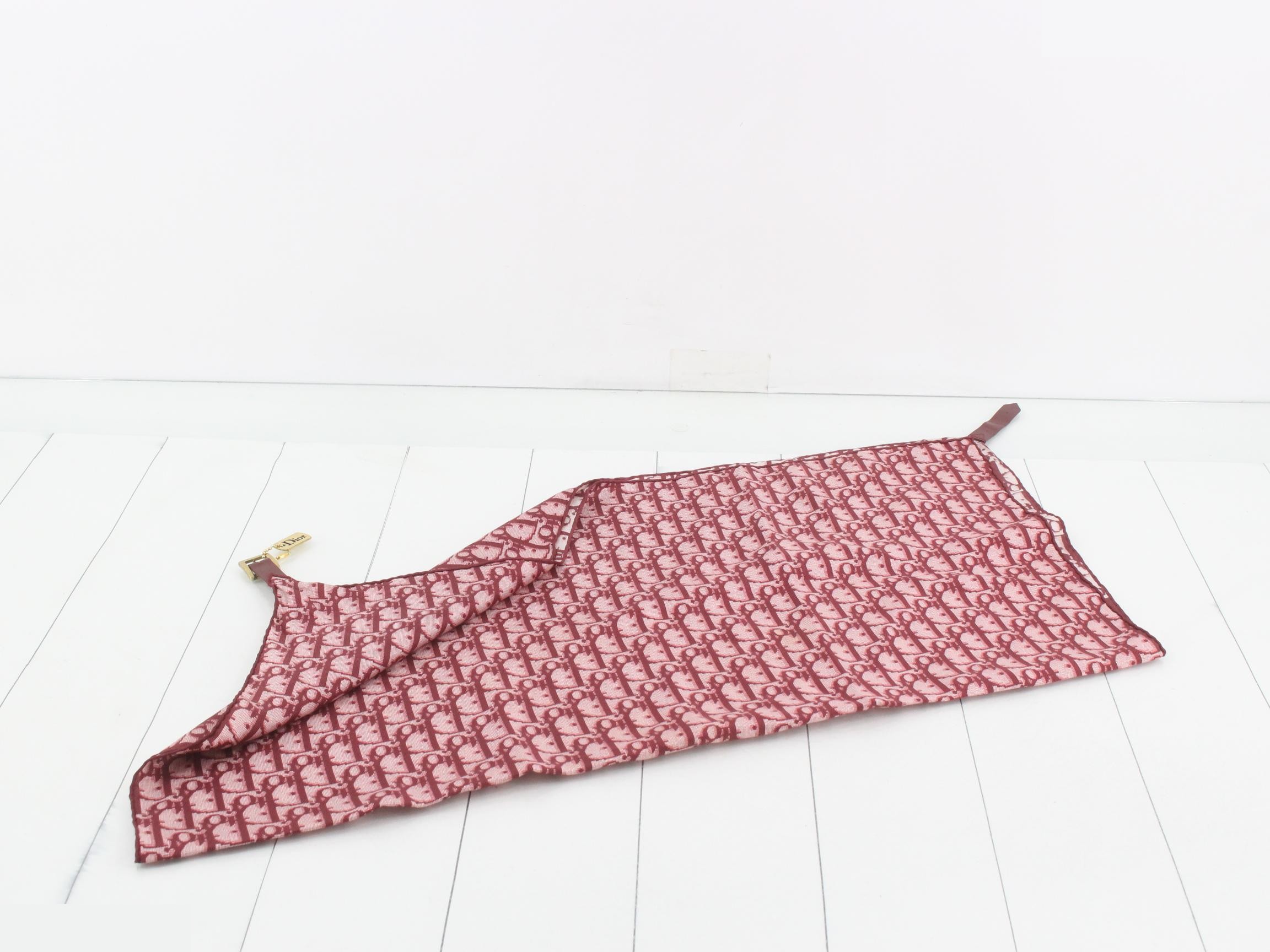 scarf — view 3