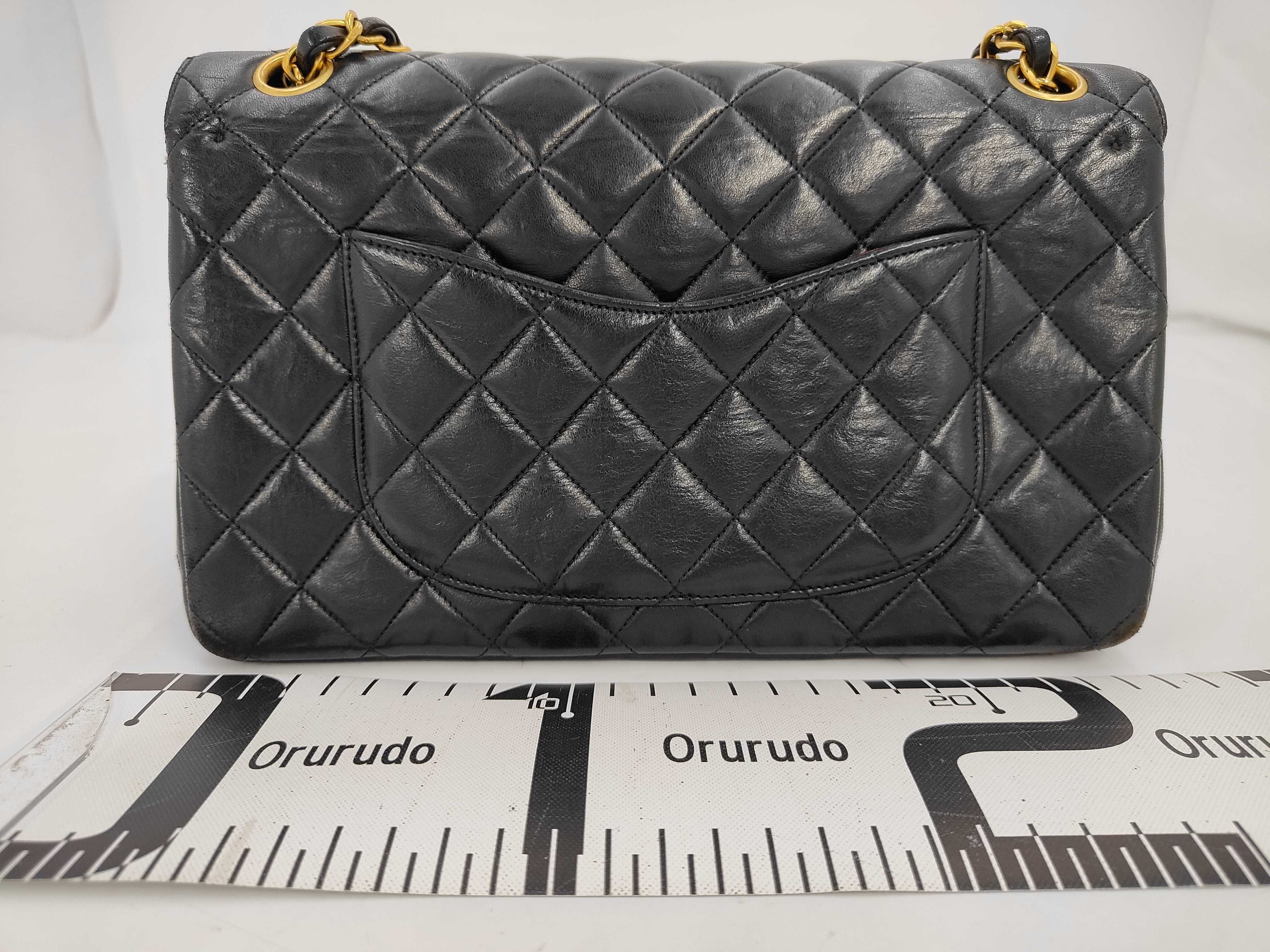 Matelassé 25 Shoulder Bag — view 2