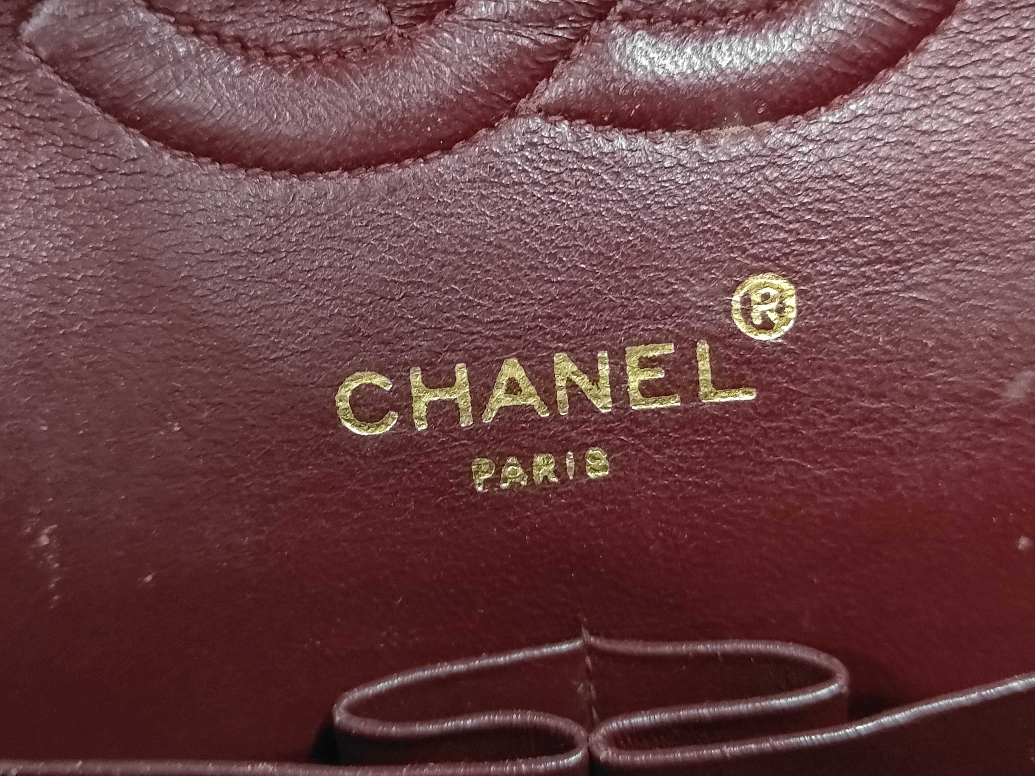 Matelassé 25 Shoulder Bag — view 11