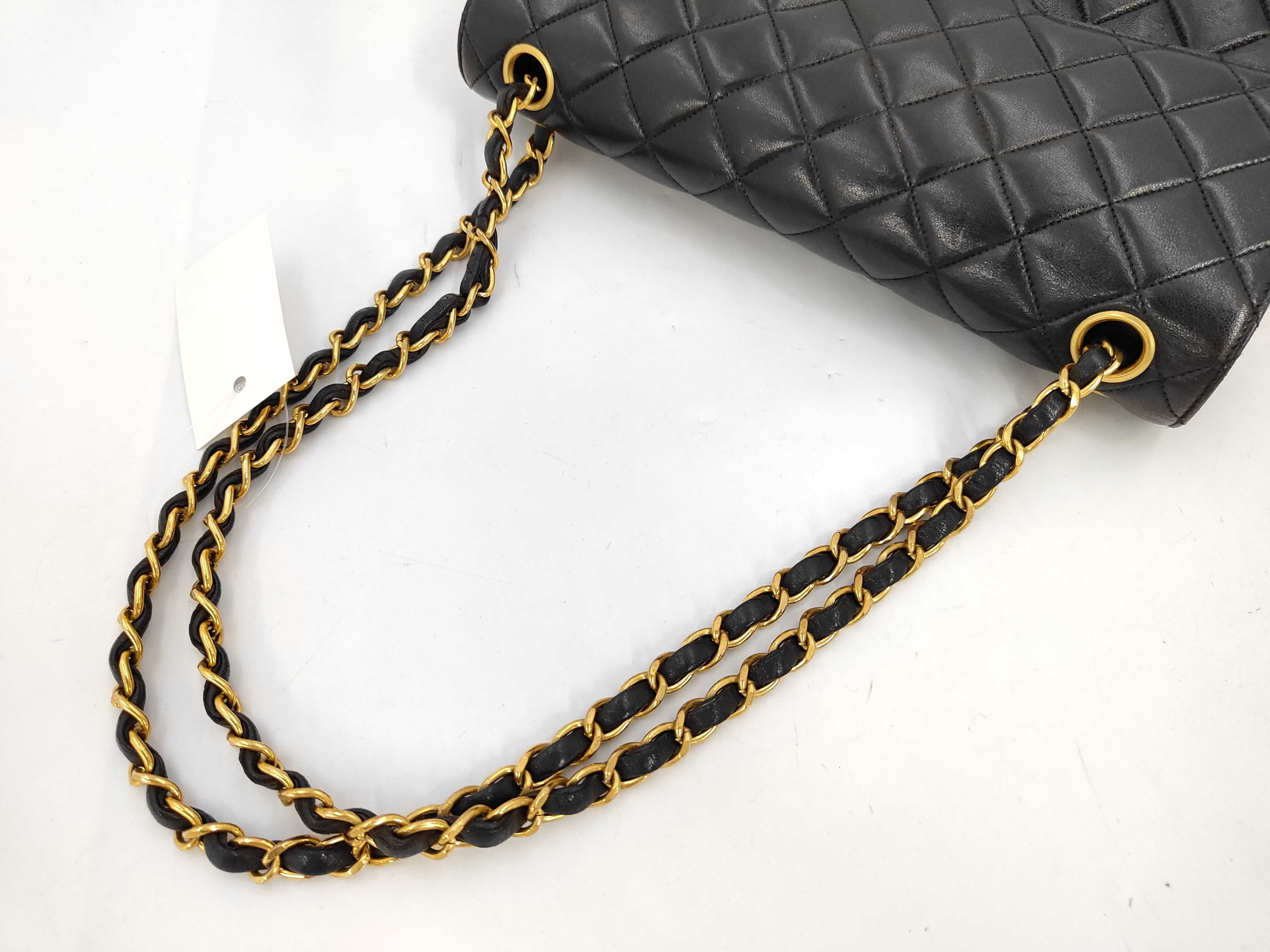 Matelassé 25 Shoulder Bag — view 5