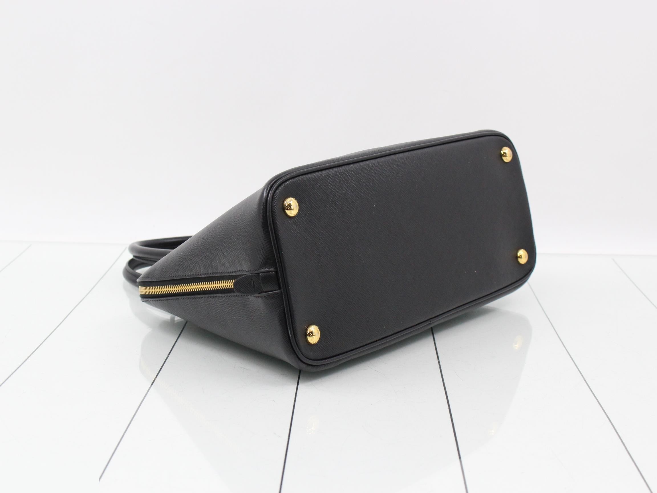 Saffiano 2-Way Bag Clochette — view 5