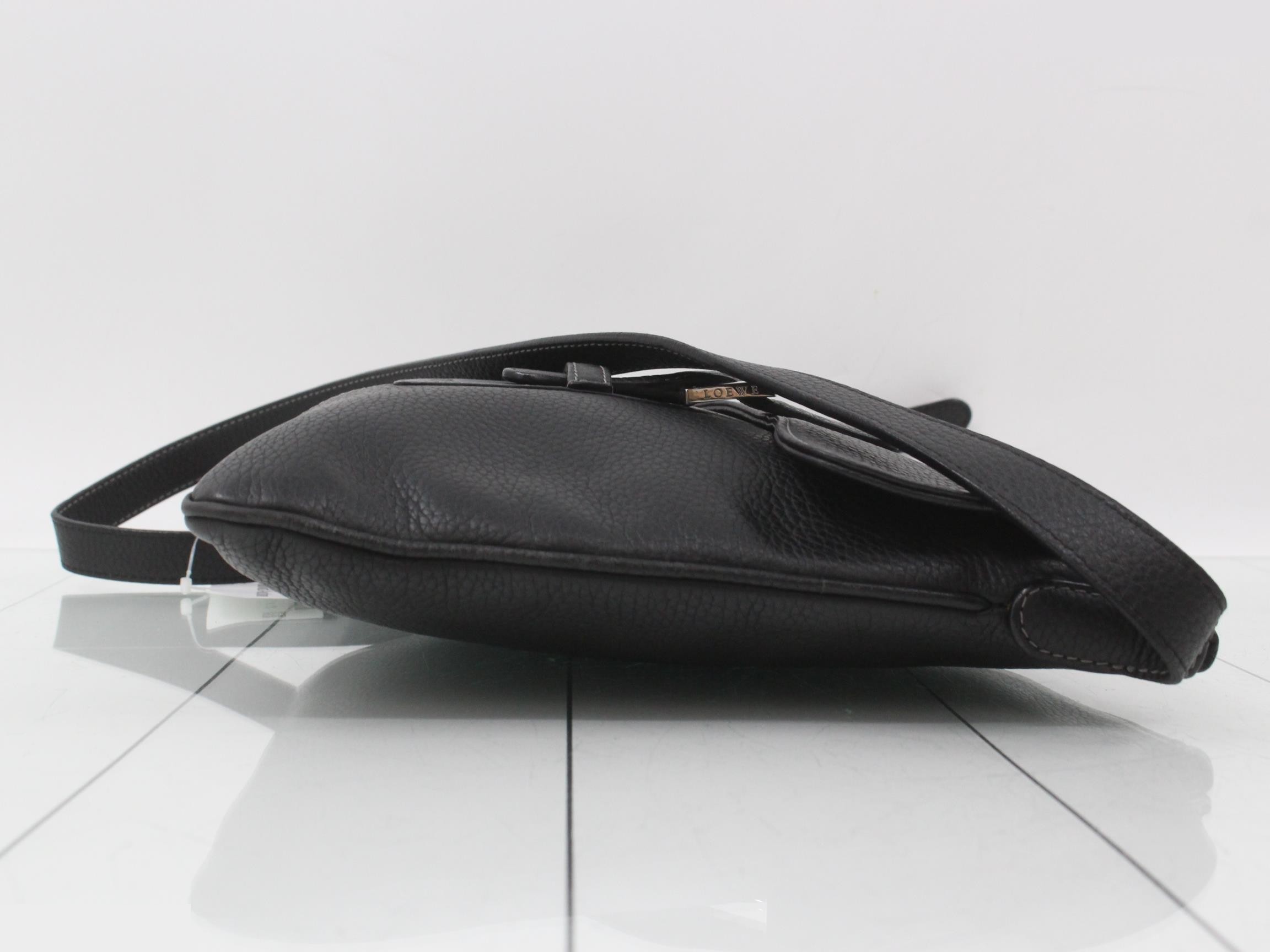 Leather shoulder bag — view 3