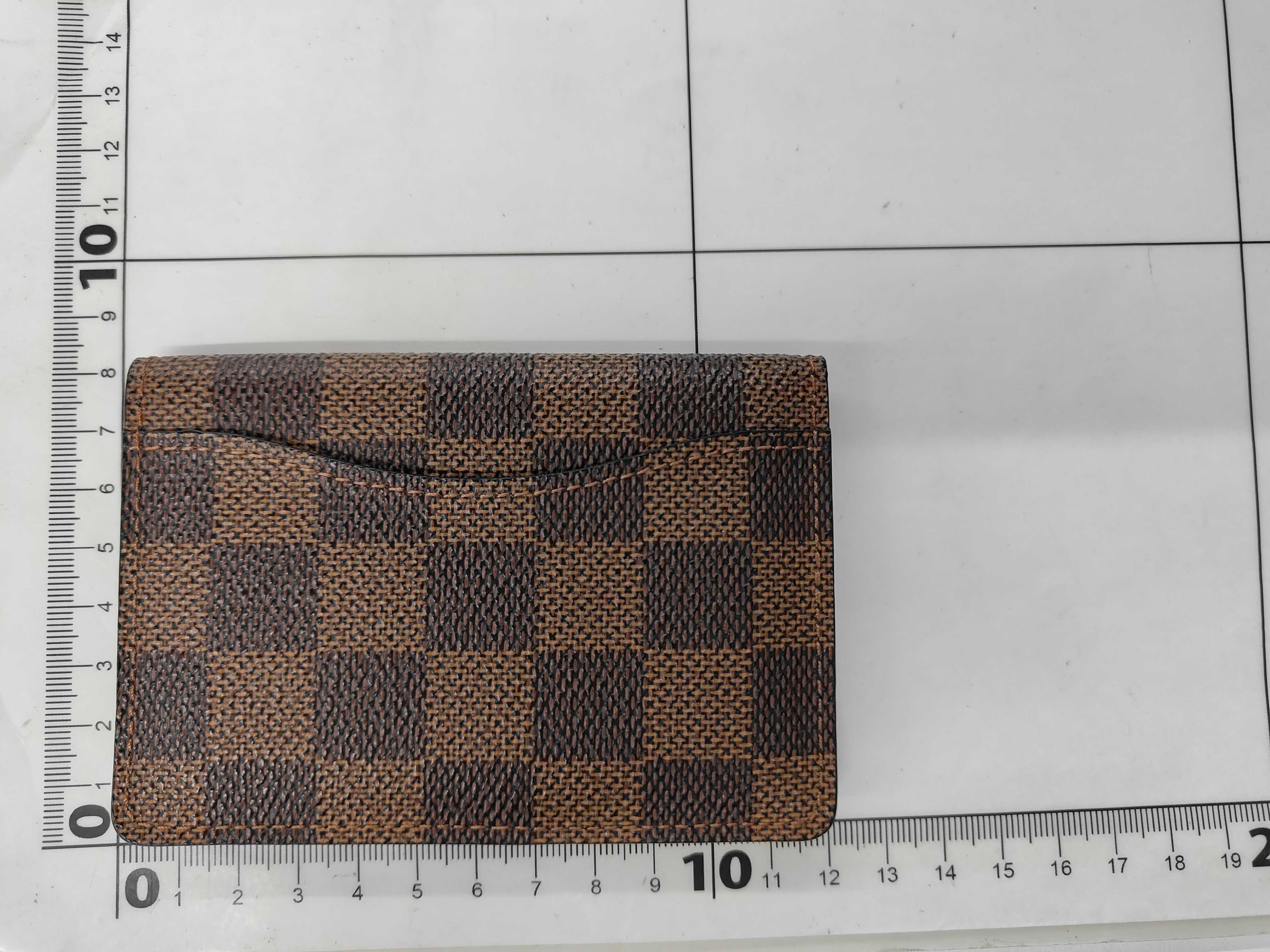 Damier Louis Vuitton Damier Card Case — view 2