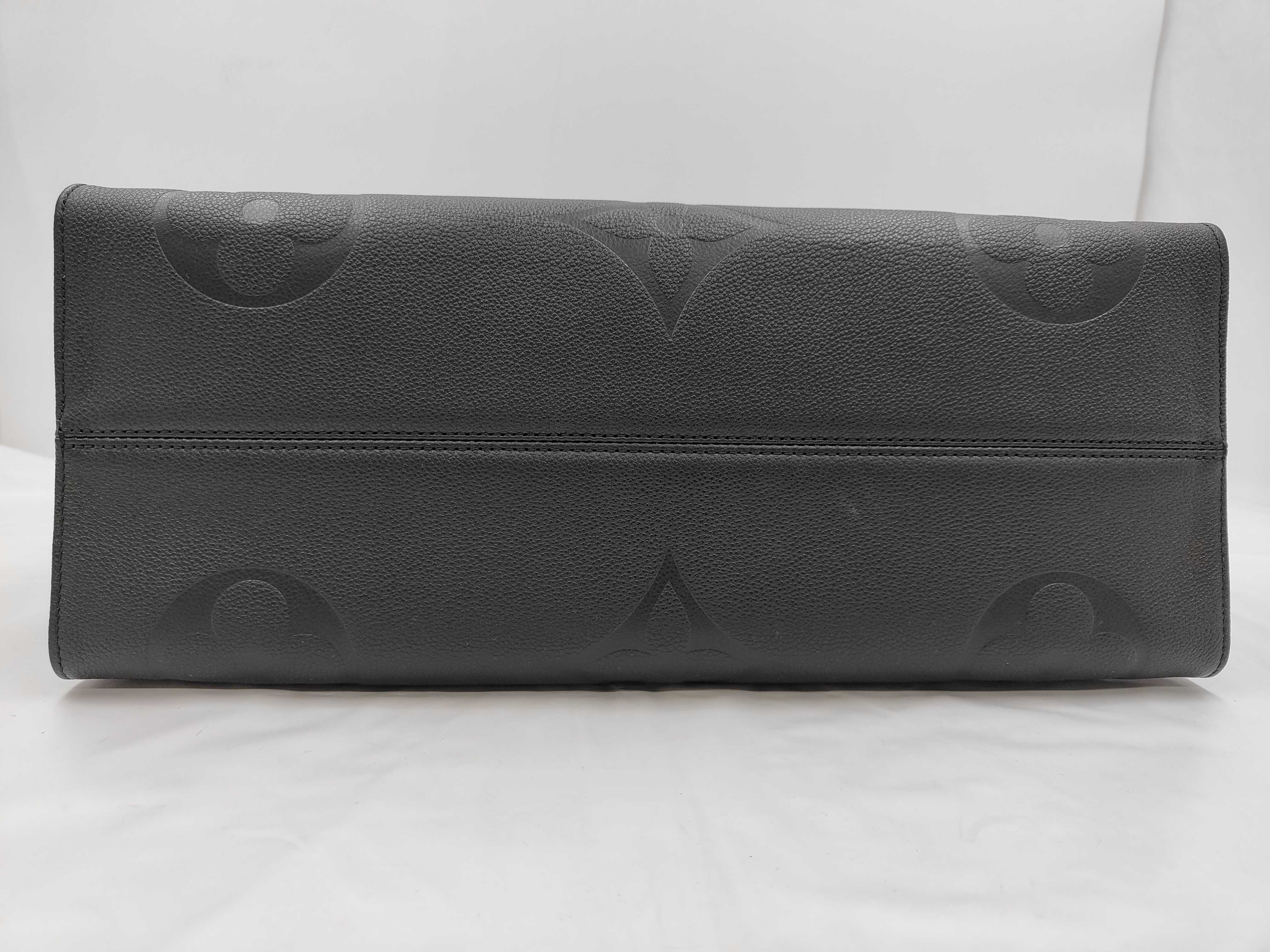 Empreinte OnTheGo Black Tote Bag — view 8