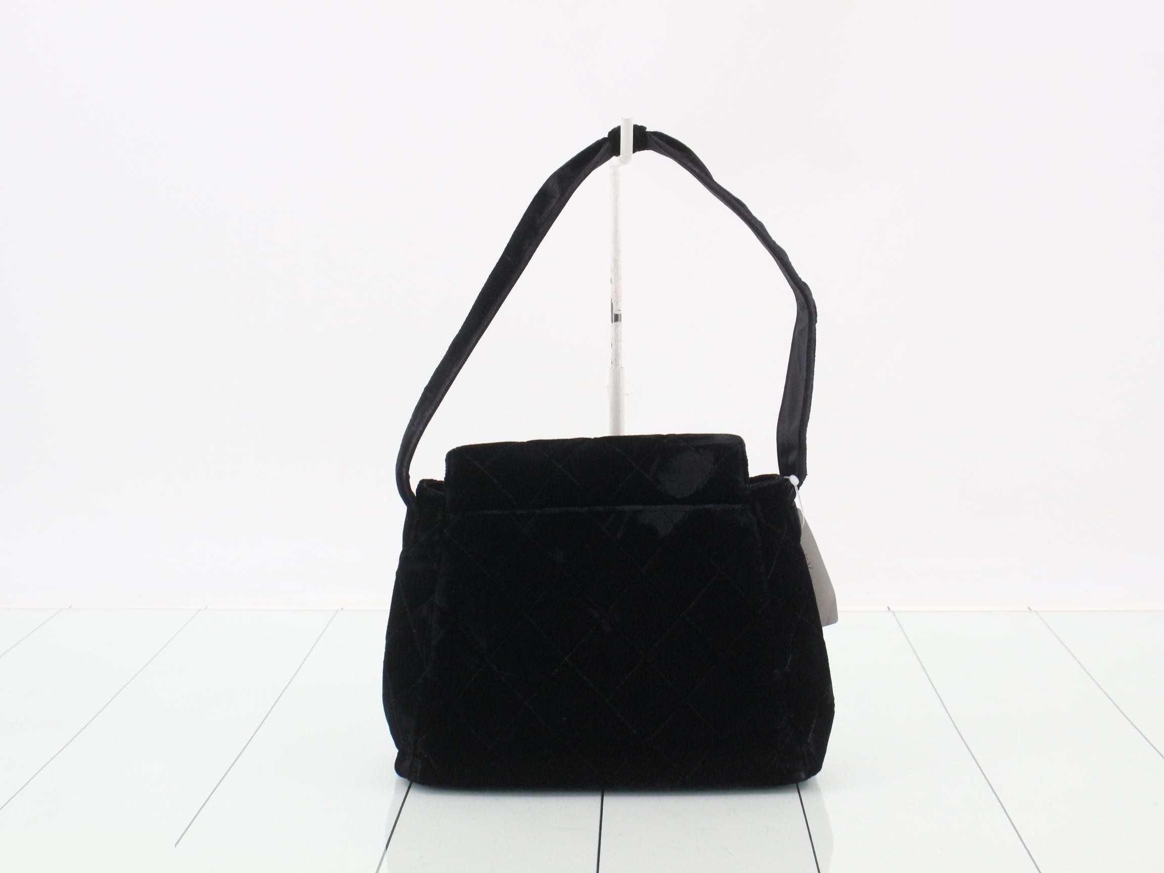 Matelassé (bag) - handbag — view 2