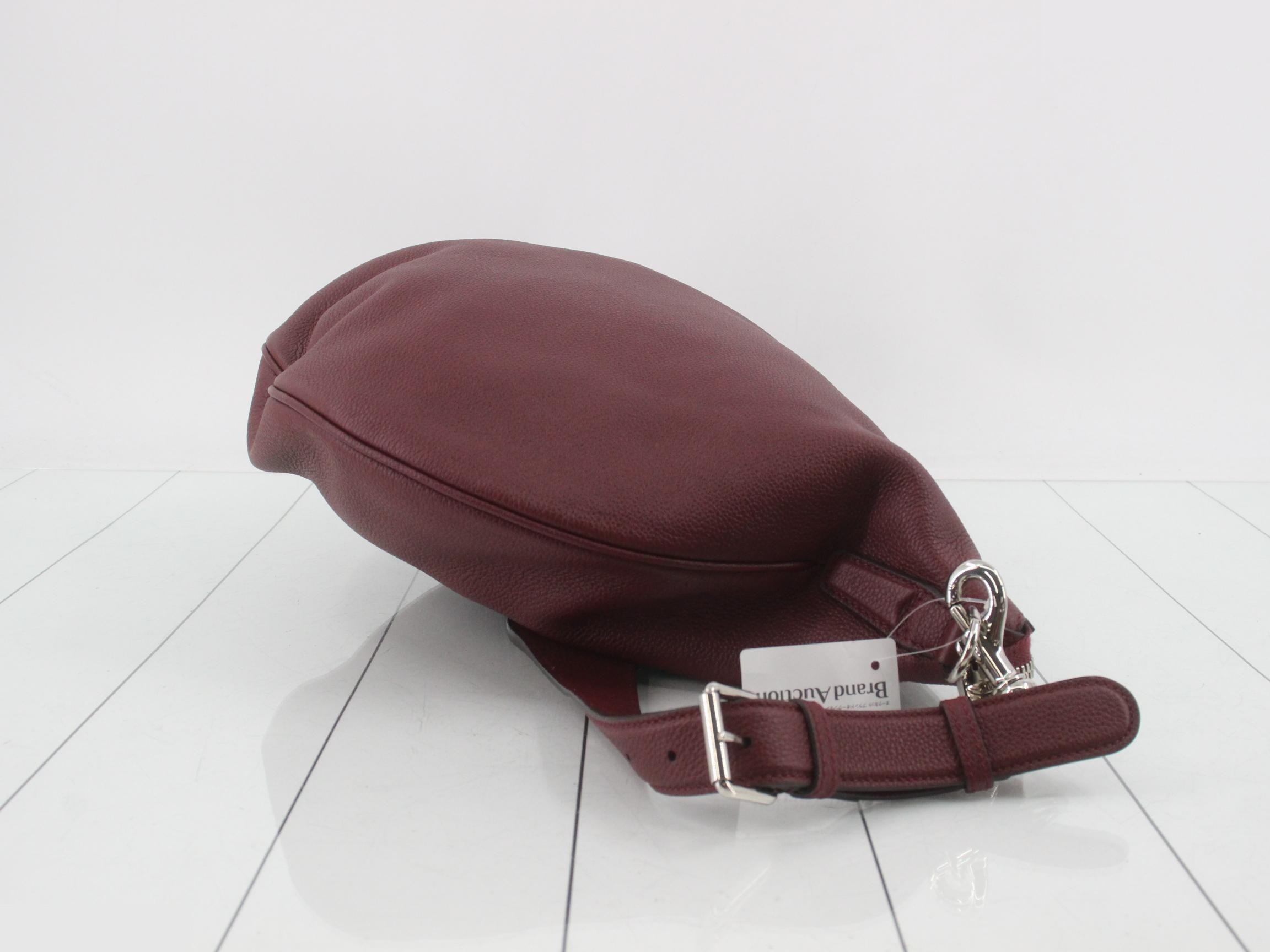 B Large Leather Shoulder Bag 801041 — view 3