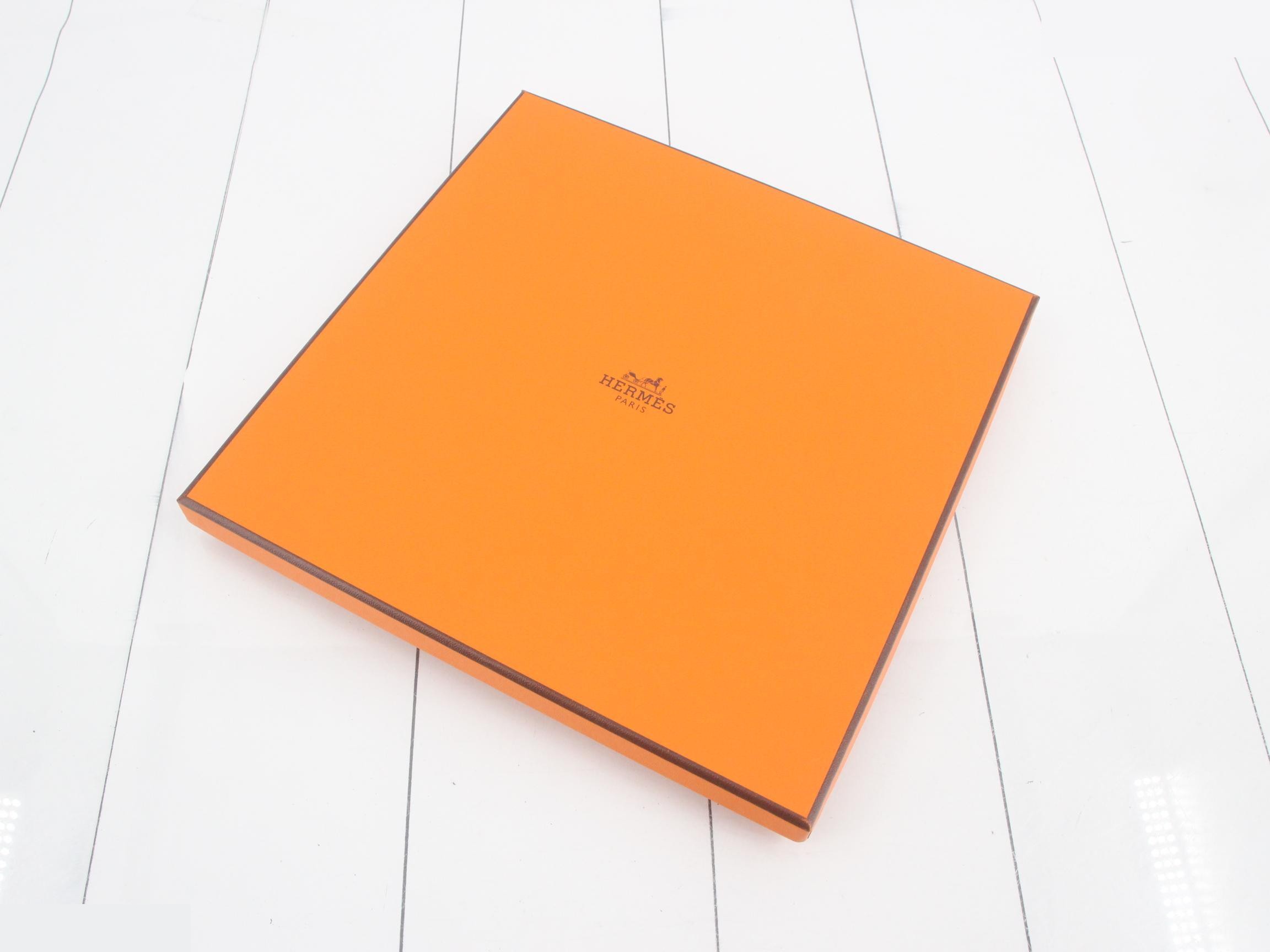Carré 90 Hermès Craftsmen Blue Scarf — view 4
