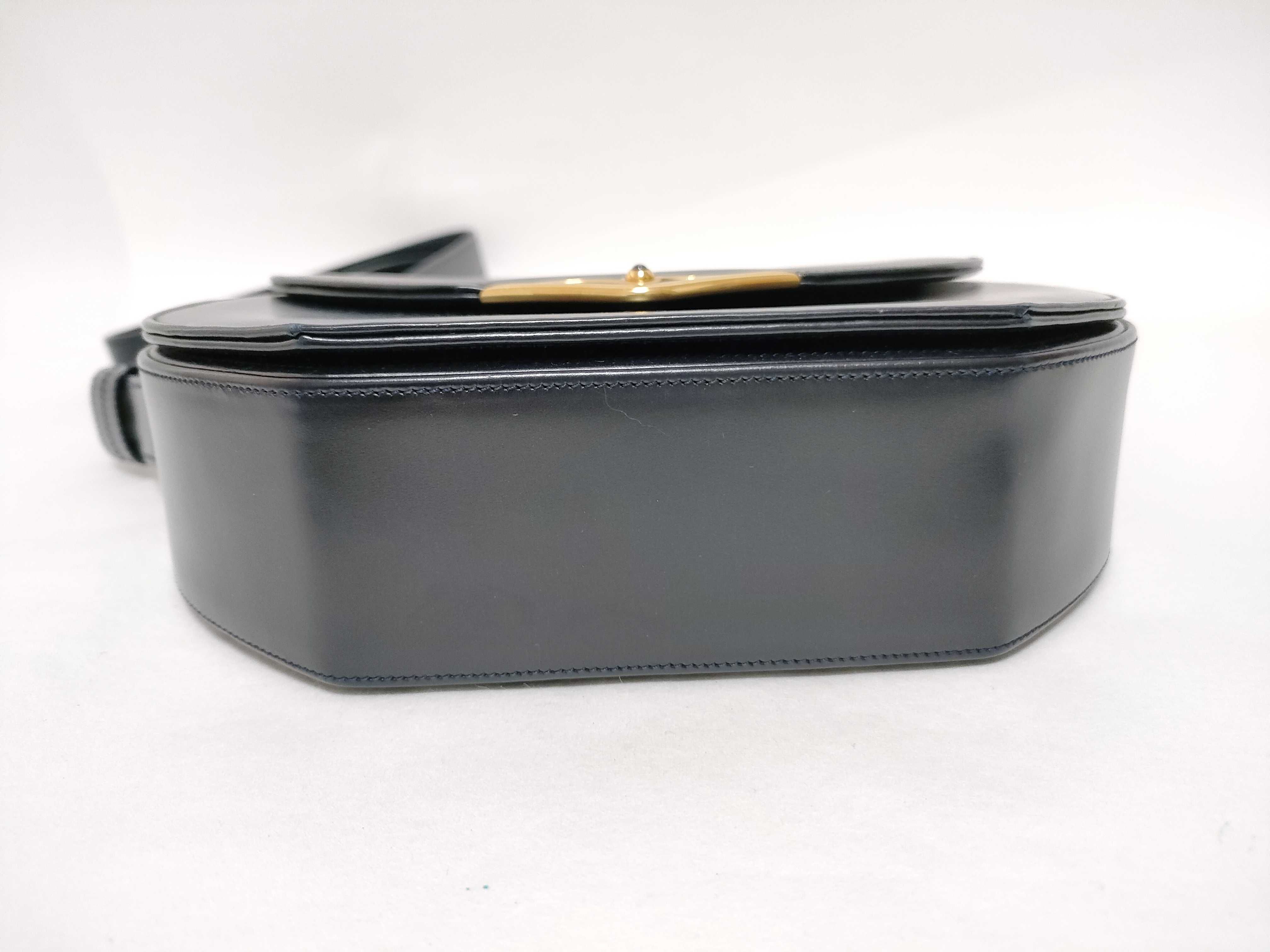 Sapphire Line Shoulder Bag — view 7