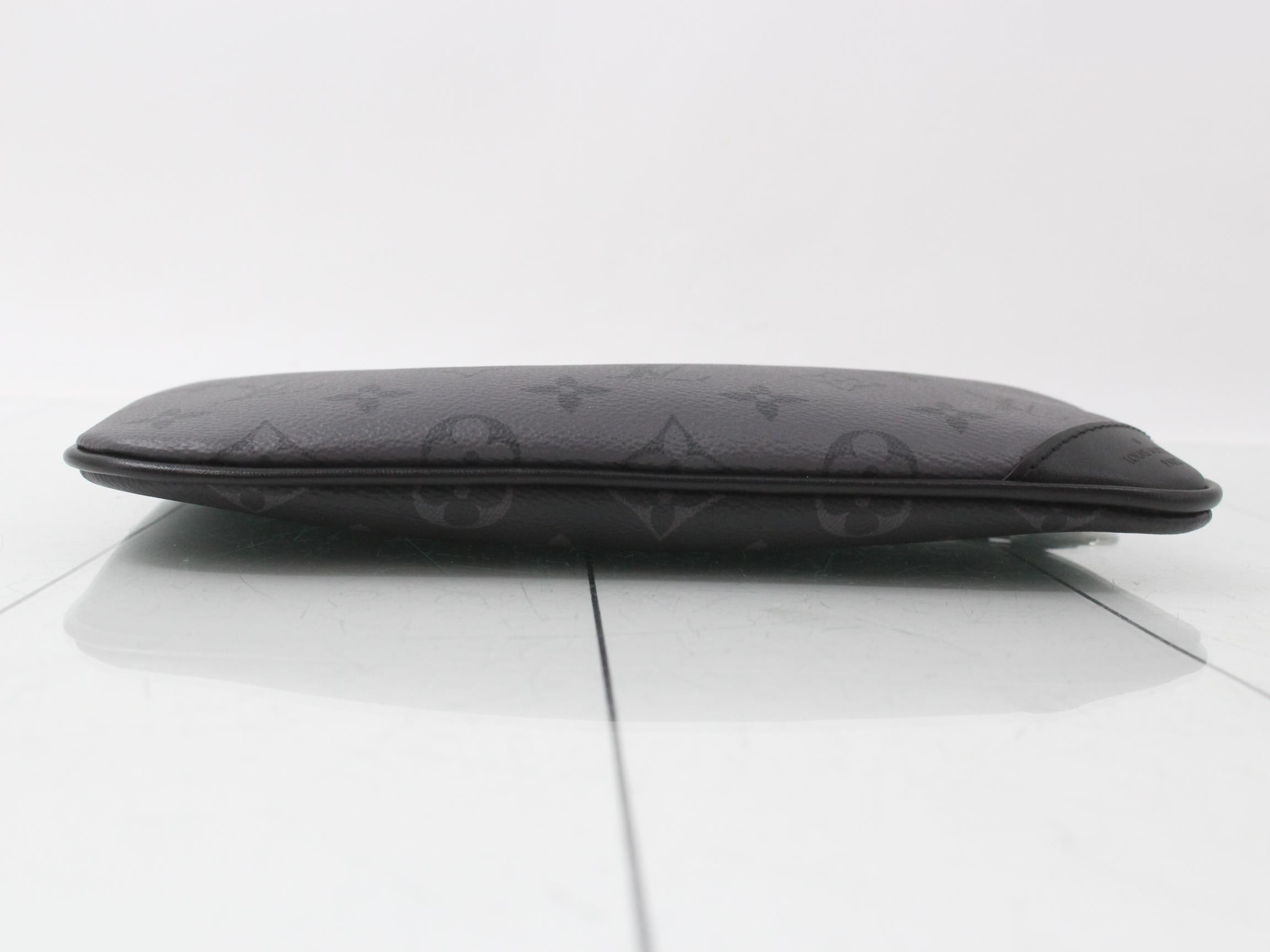 Trio Messenger Pouch — view 3