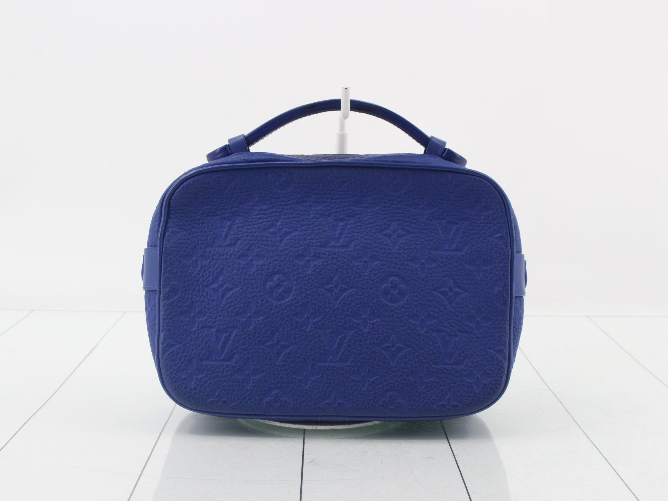 M58488 Taurillon Monogram S Lock Messenger — view 2