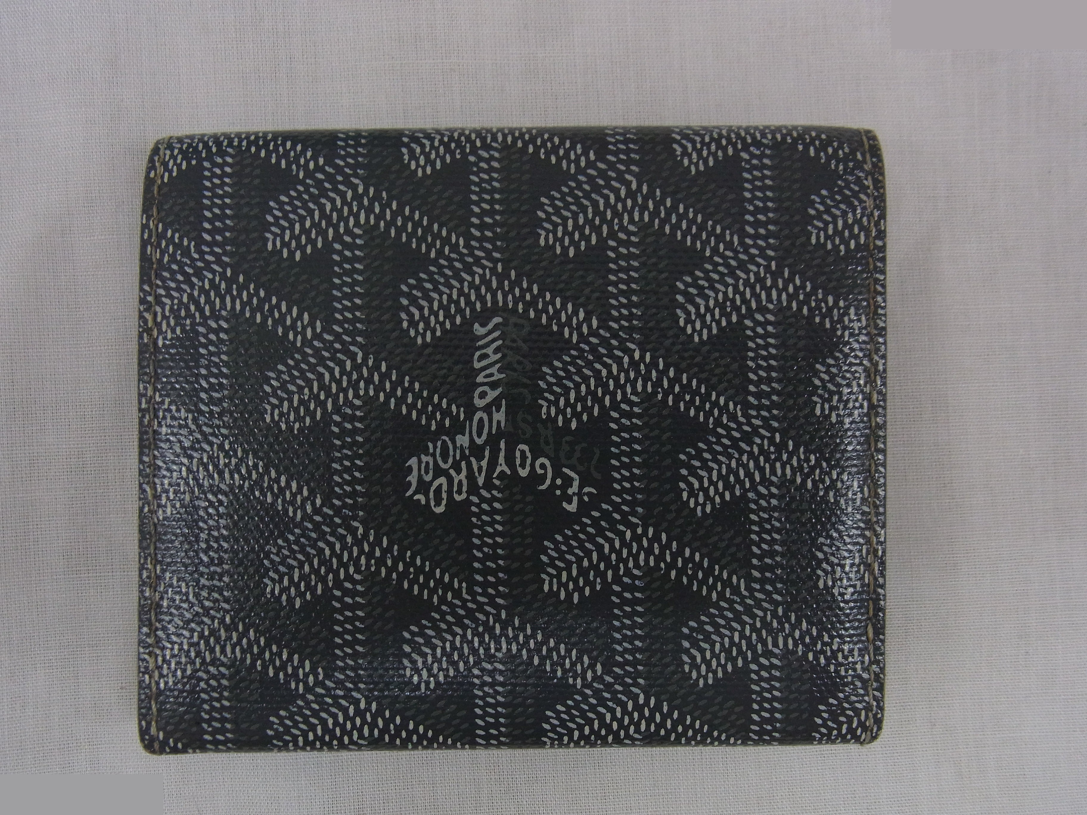Saint Louis folding wallet — view 2