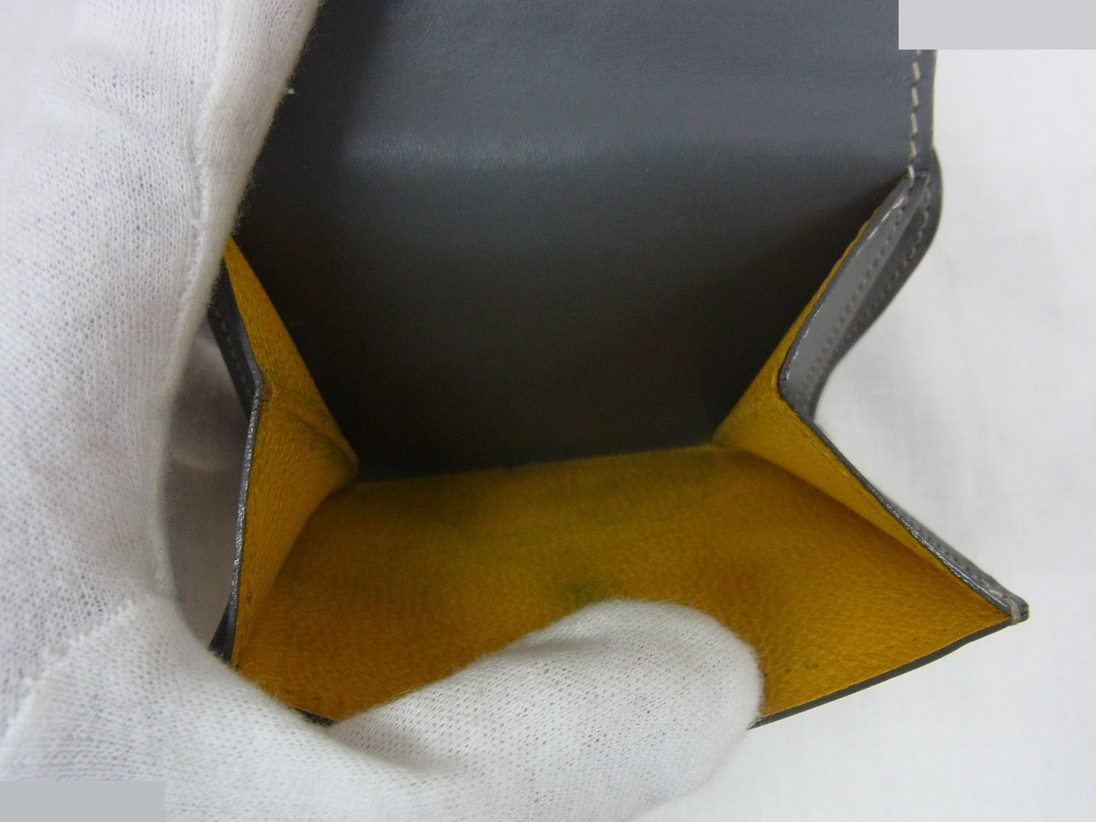 Saint Louis folding wallet — view 4