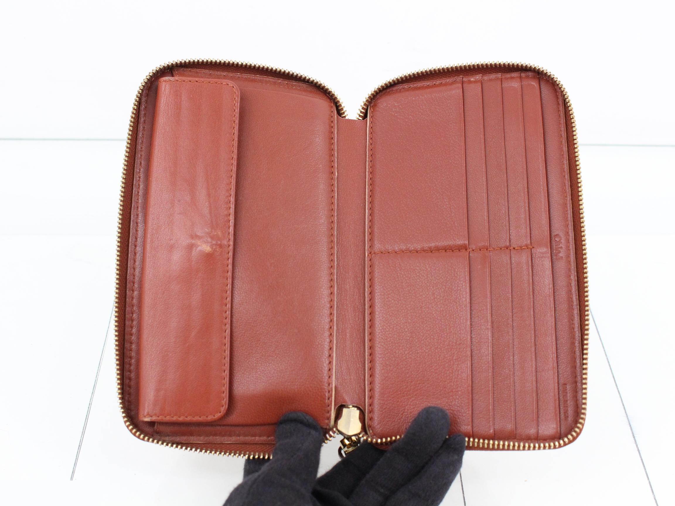 Other lines: Bags and Wallets — view 4