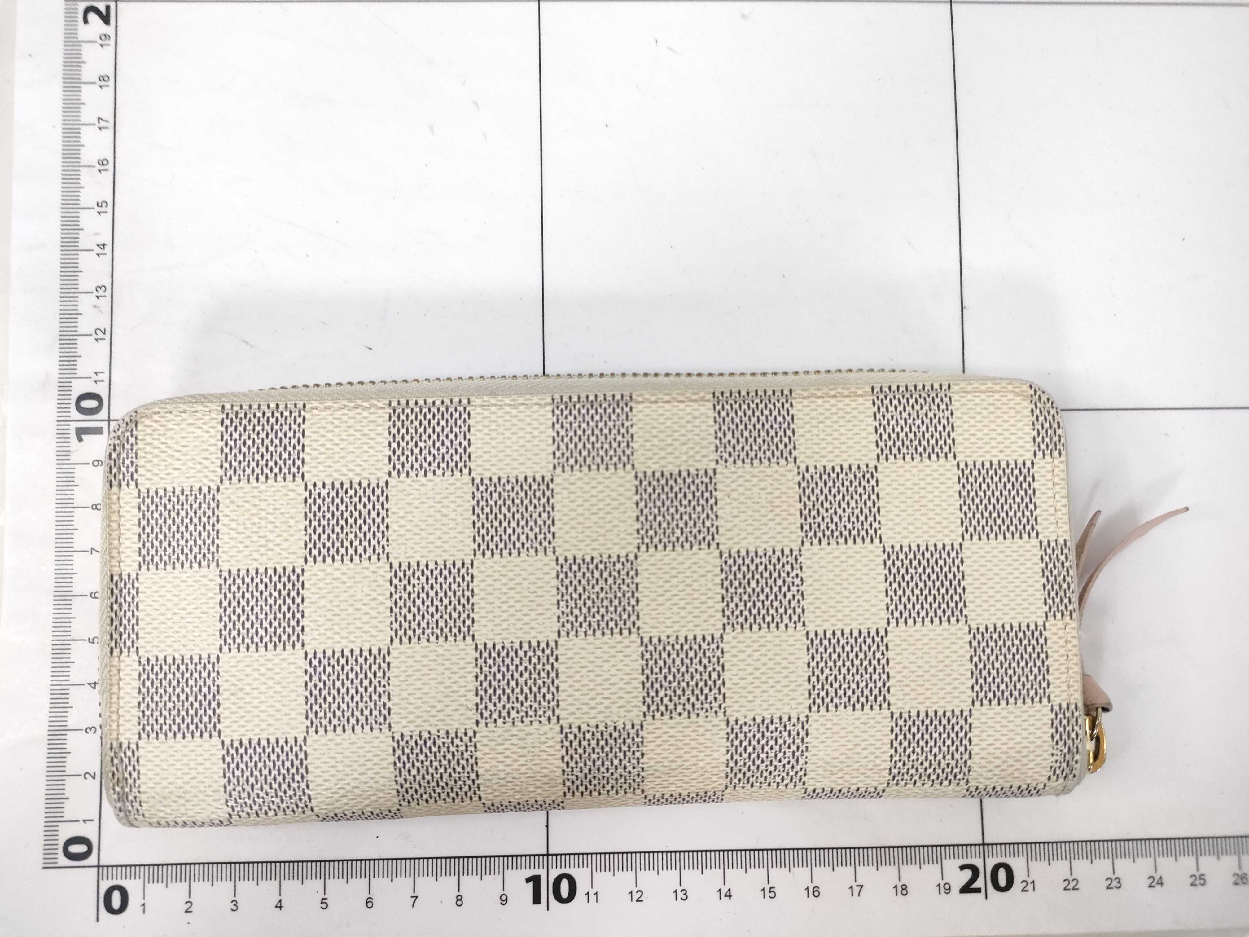 Damier Azur Zippy Wallet — view 2