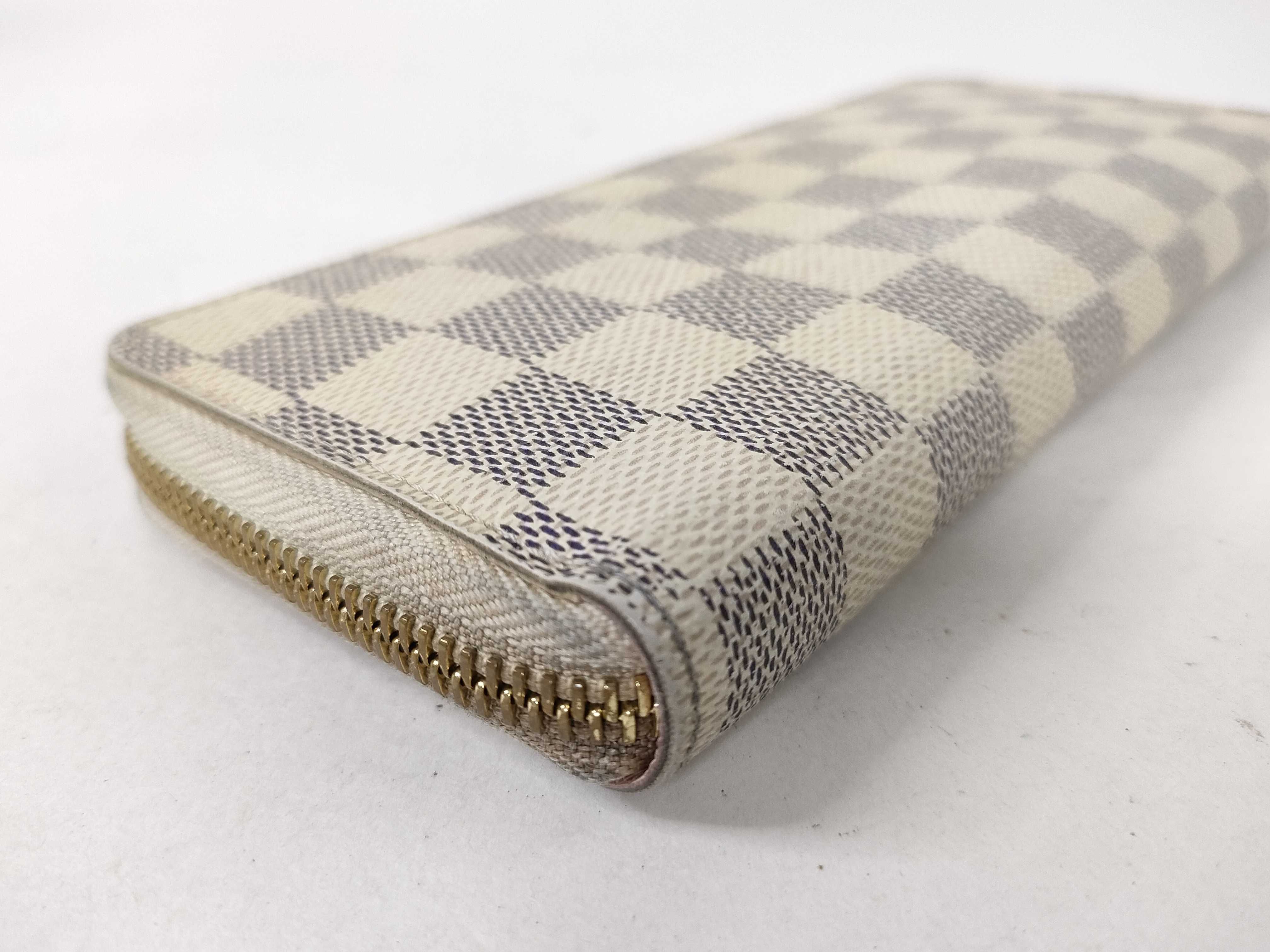 Damier Azur Zippy Wallet — view 3