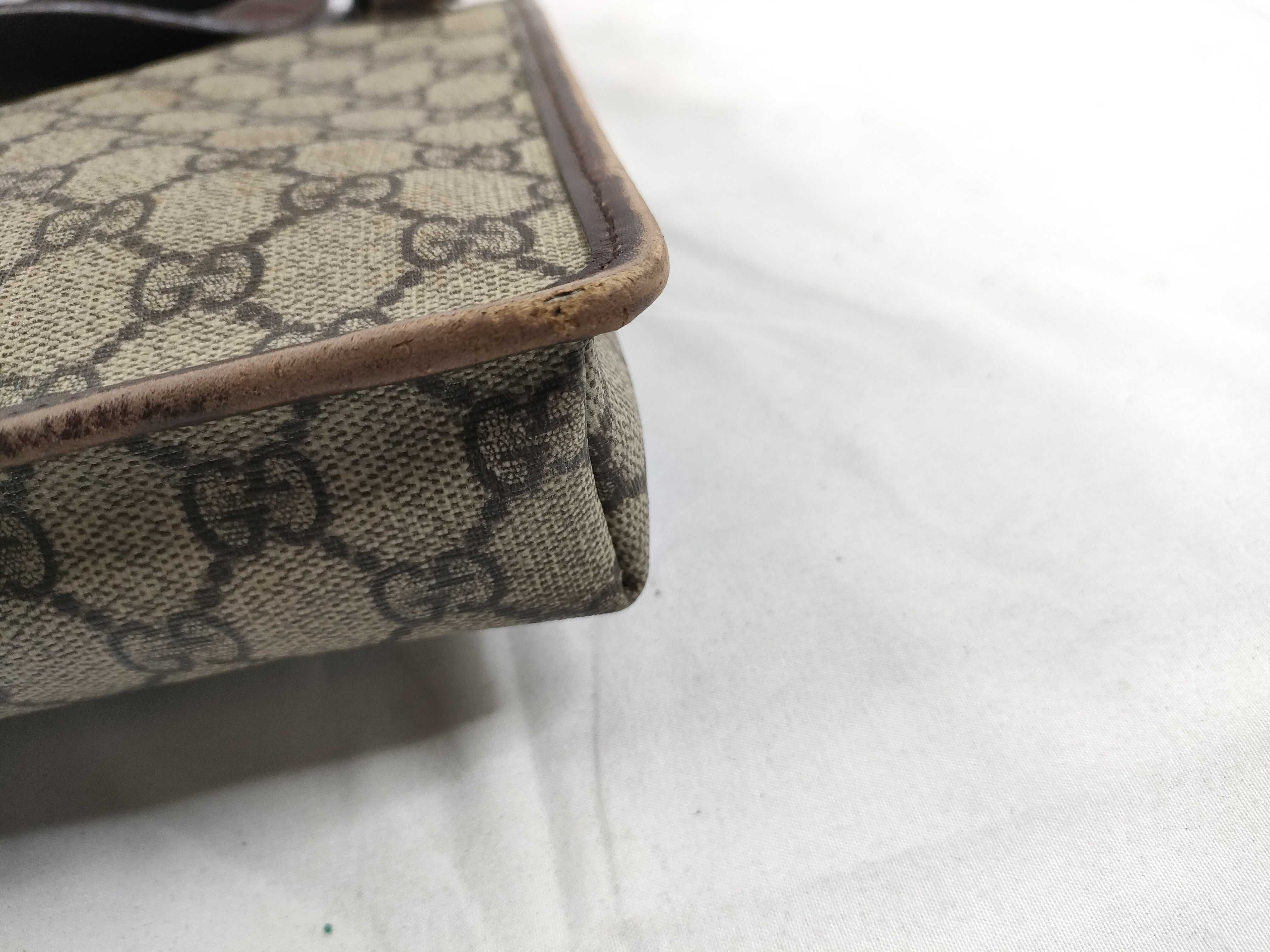 GG Supreme Shoulder Bag — view 5