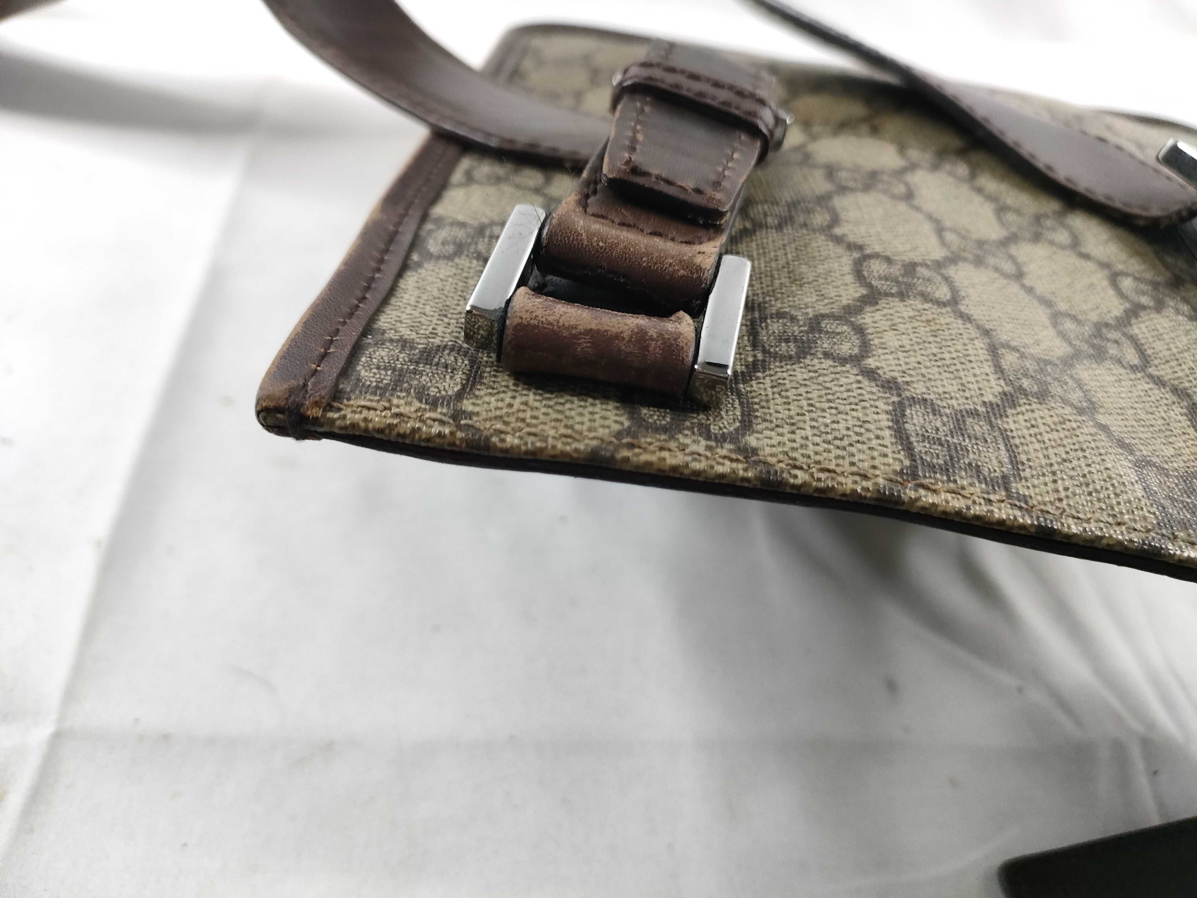 GG Supreme Shoulder Bag — view 8