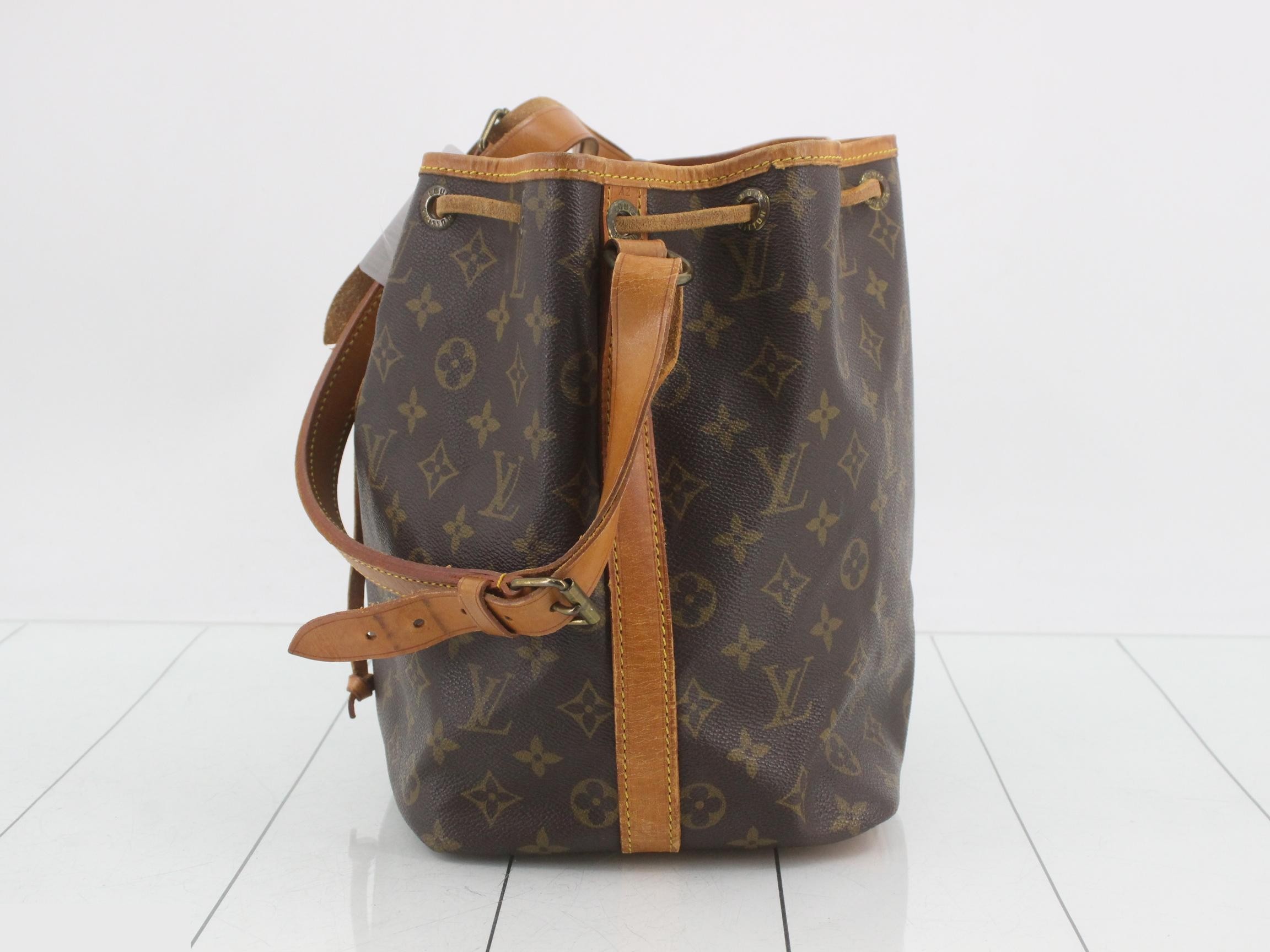 Noe Monogram Shoulder Bag — view 3