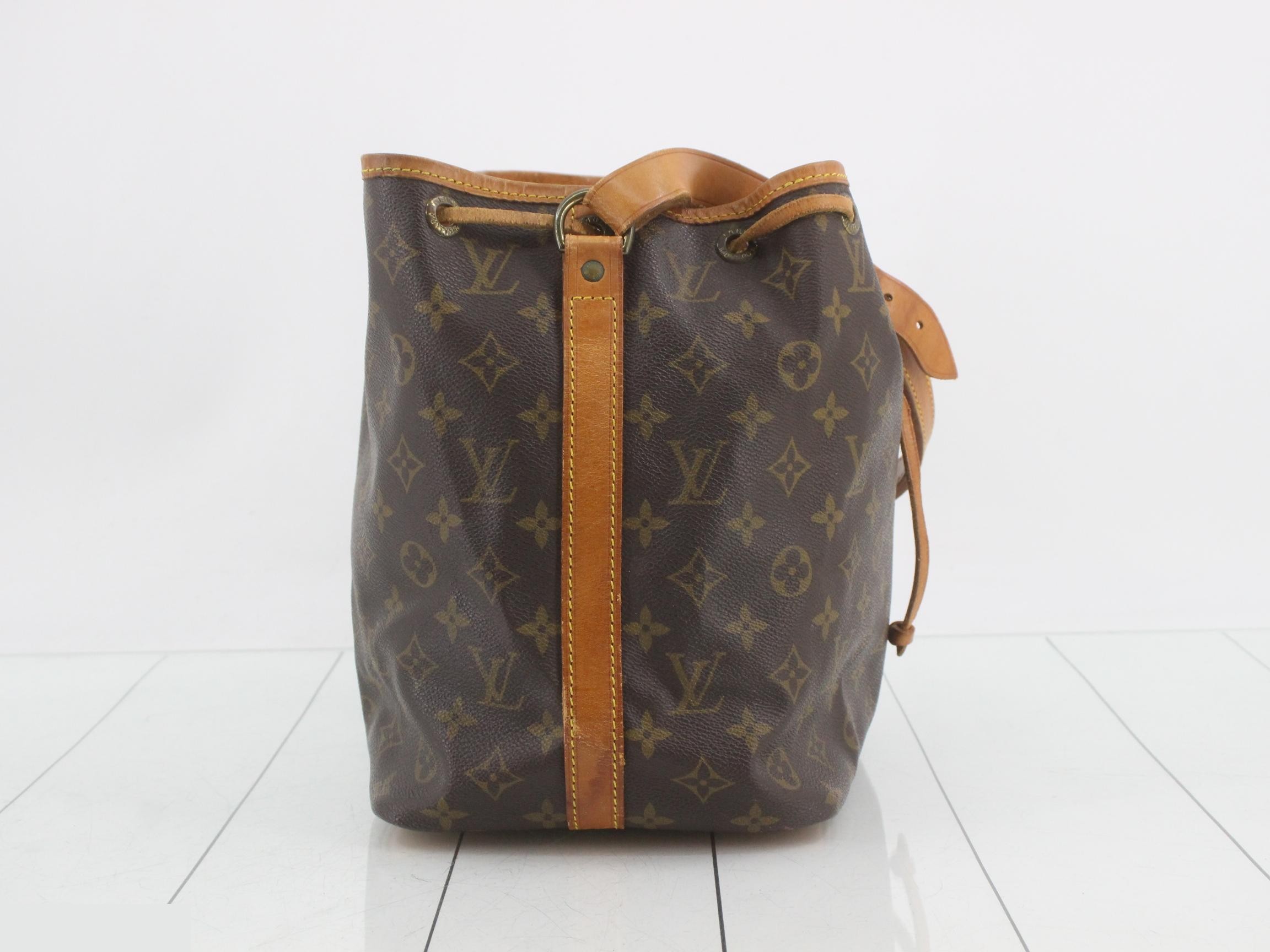 Noe Monogram Shoulder Bag — view 4